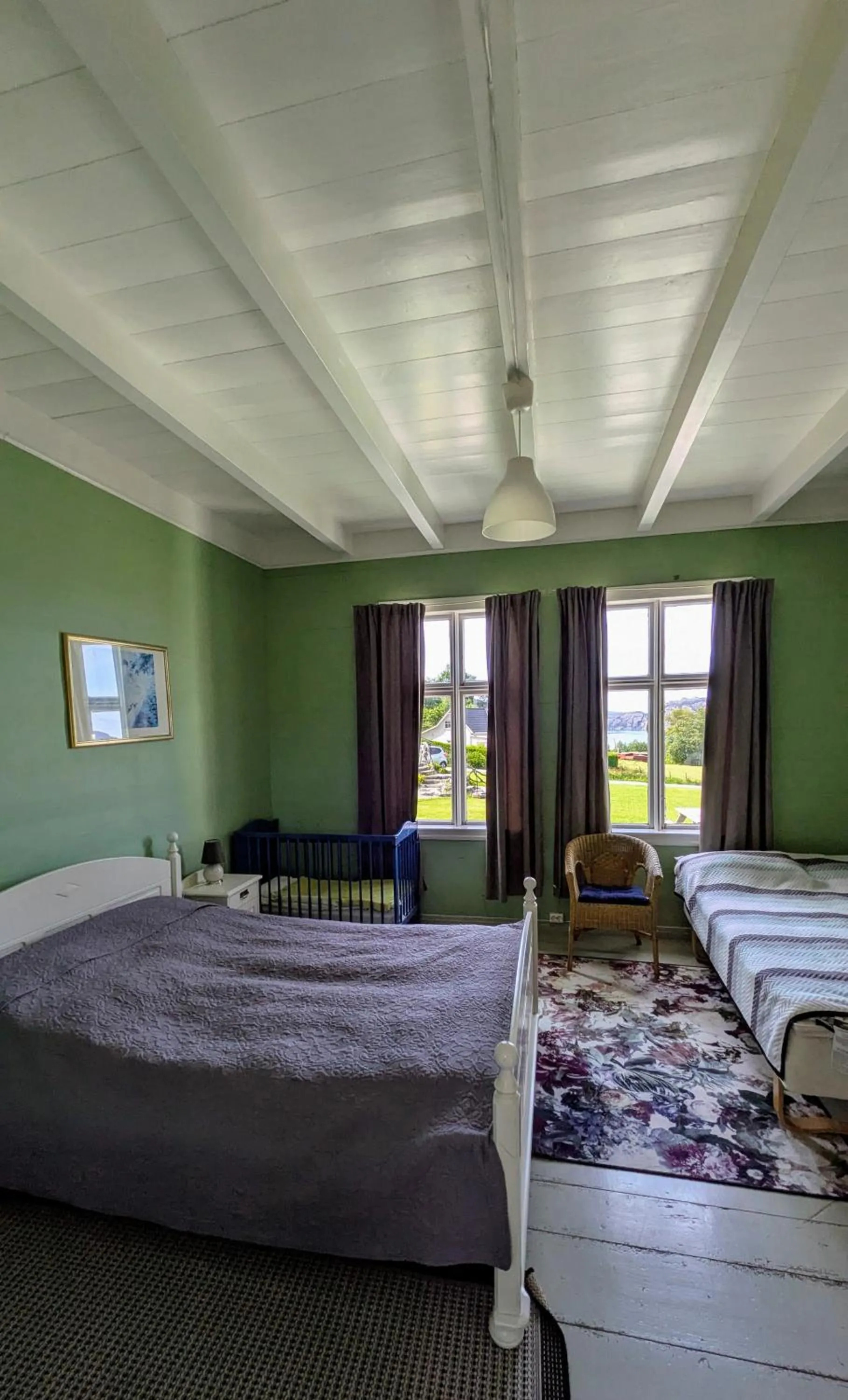 Family, Bed in Dønhaug Gjestegard