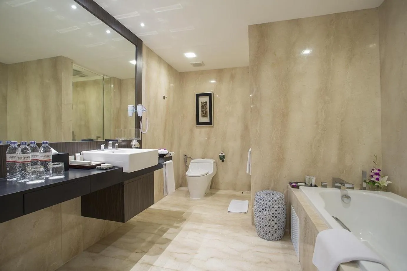 Bathroom in Eastparc Hotel Yogyakarta