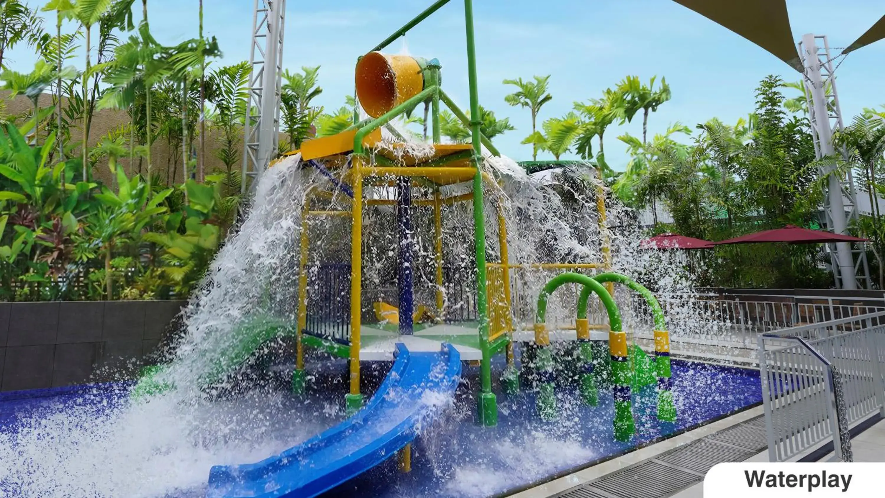 Aqua park in Eastparc Hotel Yogyakarta Aqua park in Eastparc Hotel Yogyakarta