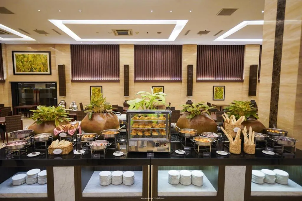 Restaurant/places to eat in Eastparc Hotel Yogyakarta