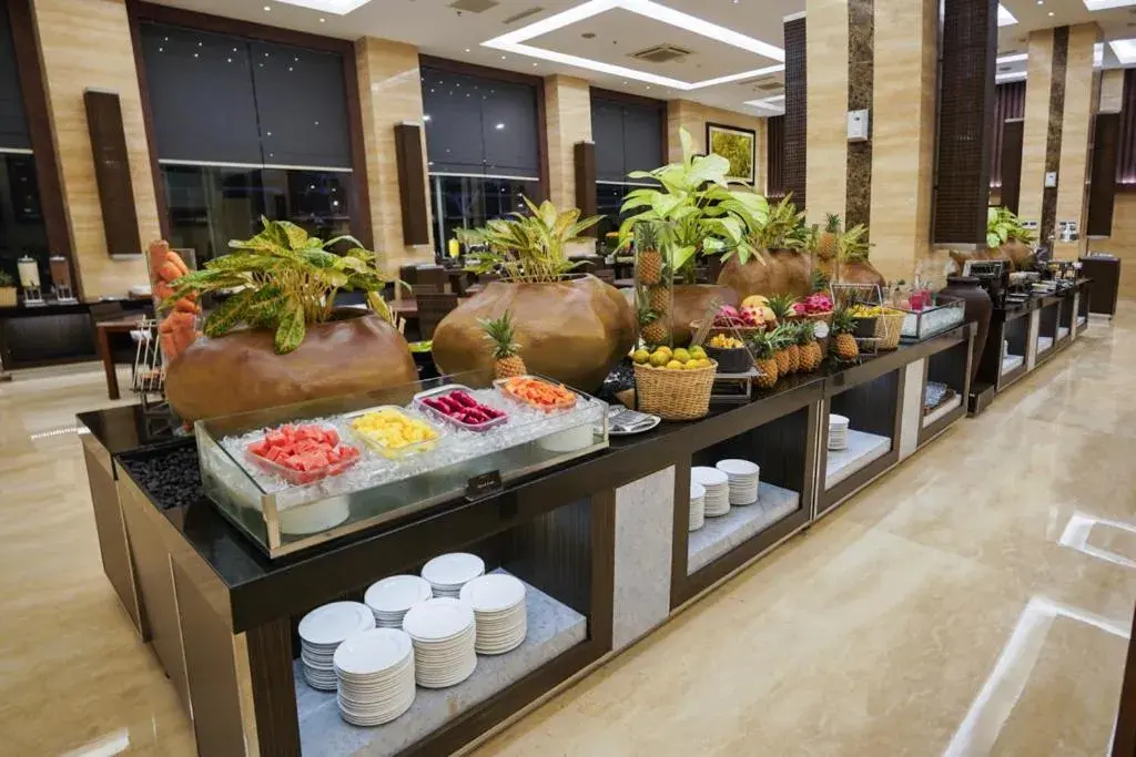 Restaurant/places to eat in Eastparc Hotel Yogyakarta Restaurant/places to eat in Eastparc Hotel Yogyakarta