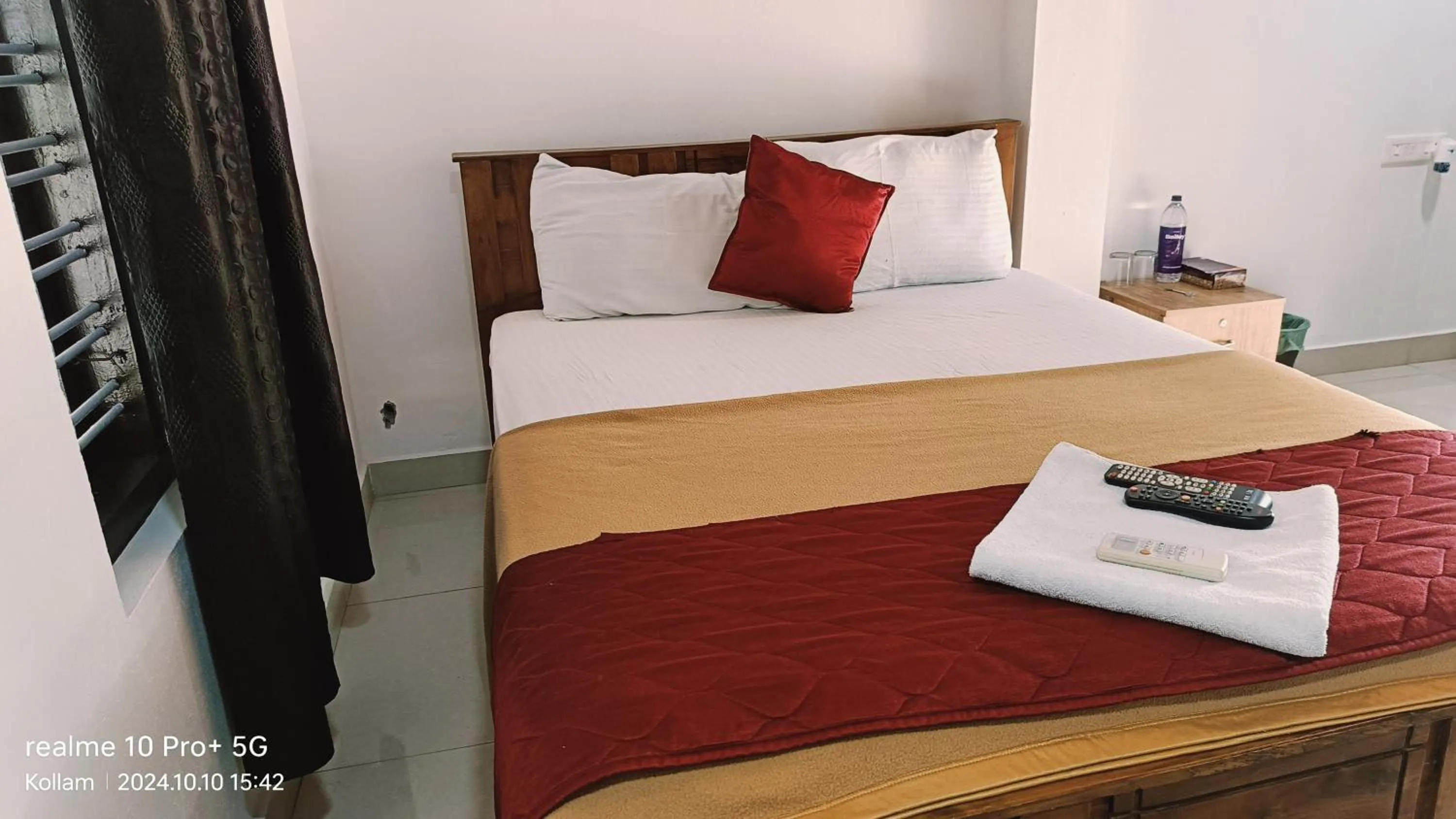 Bed in Ripples Backwater Resort, Kollam
