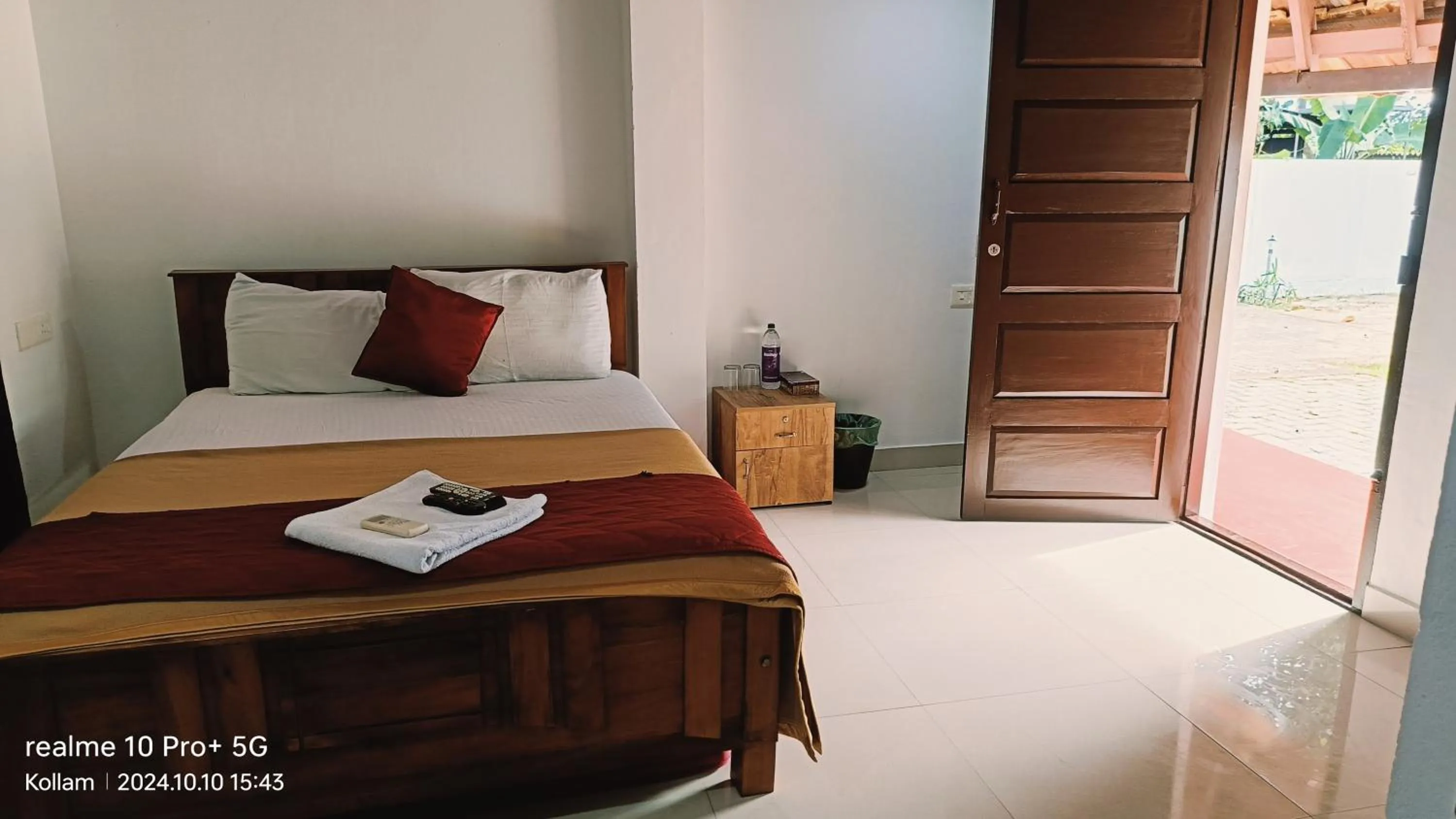 Bed in Ripples Backwater Resort, Kollam