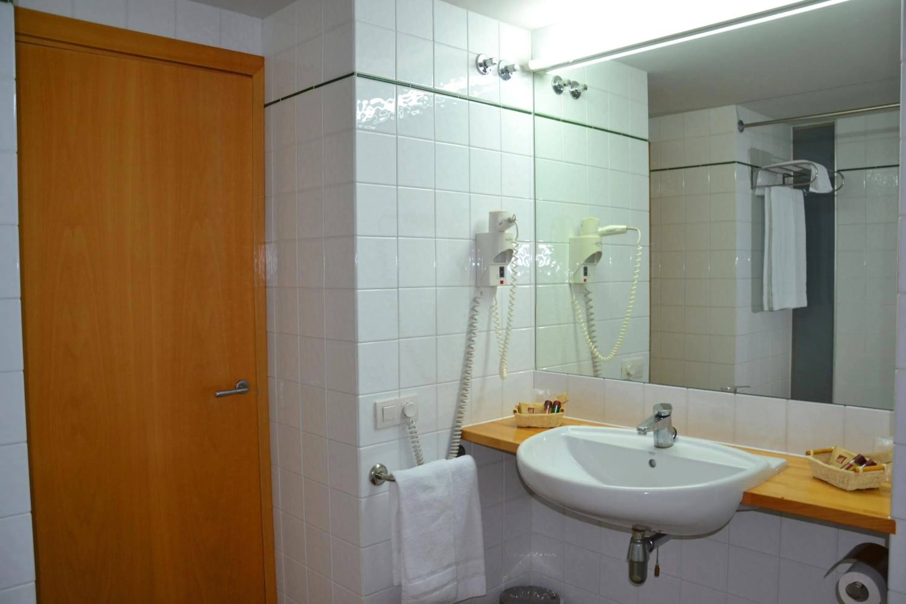 Toilet in Monestir de Les Avellanes