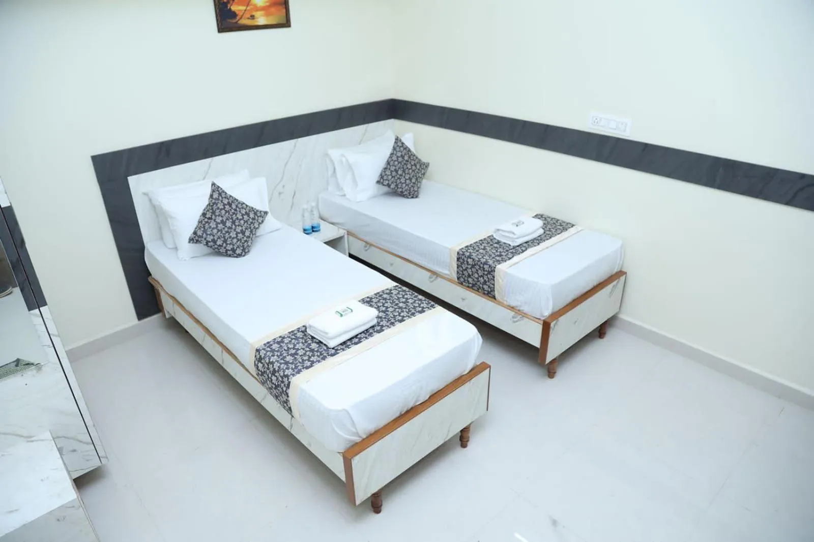 Bed in M R Residency Belagavi