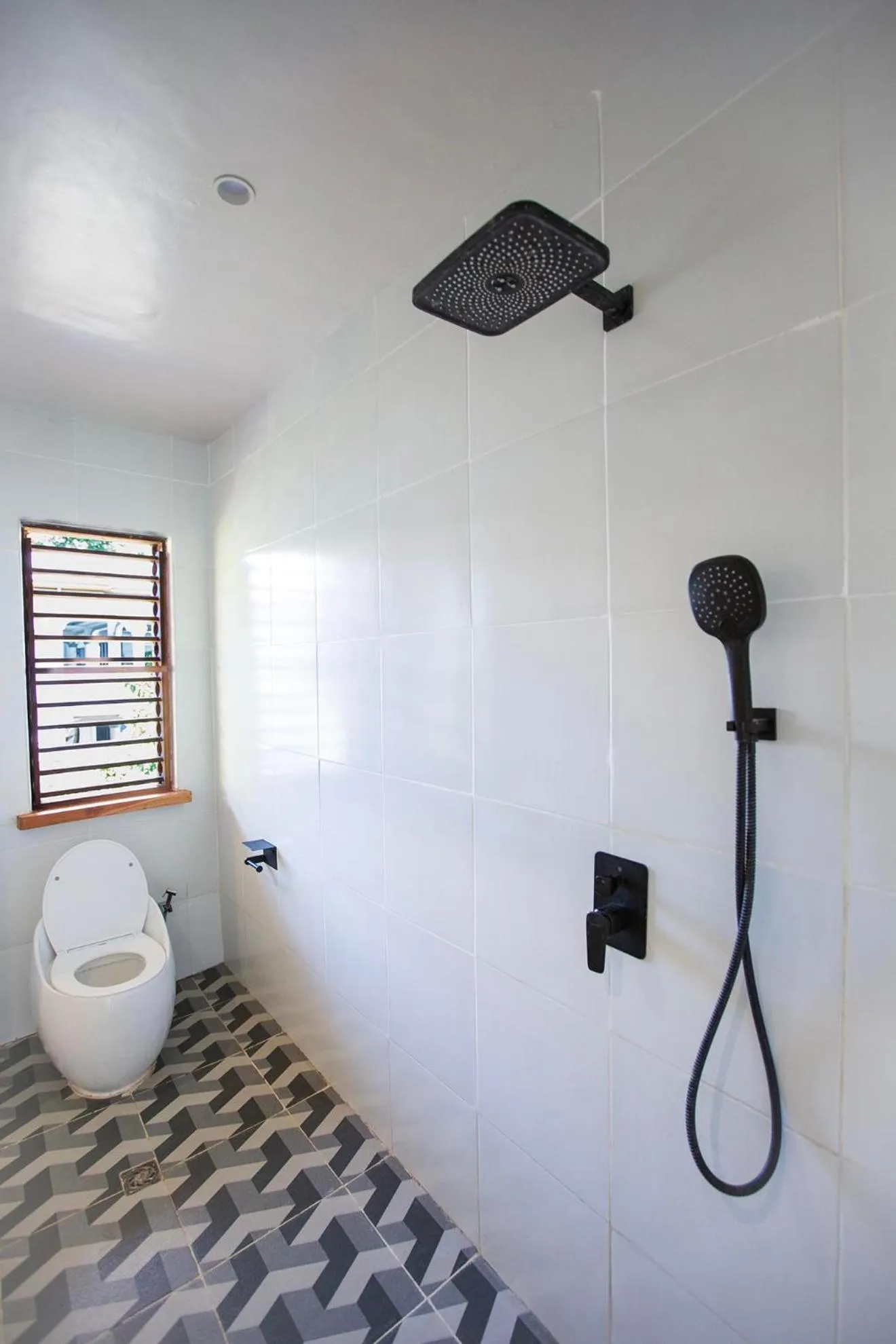 Bathroom in E-Fun Dive Resort