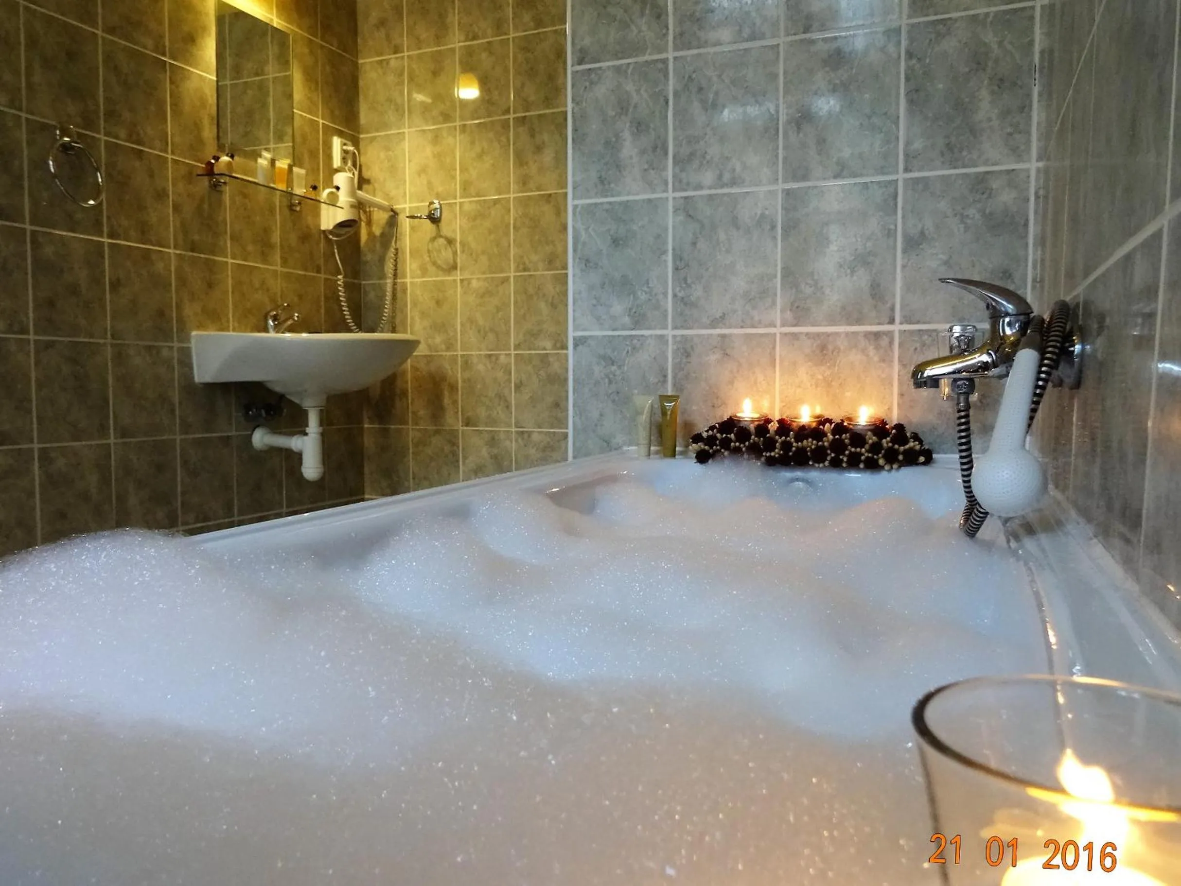 Bathroom in Hotel U dvou zlatých klíčů