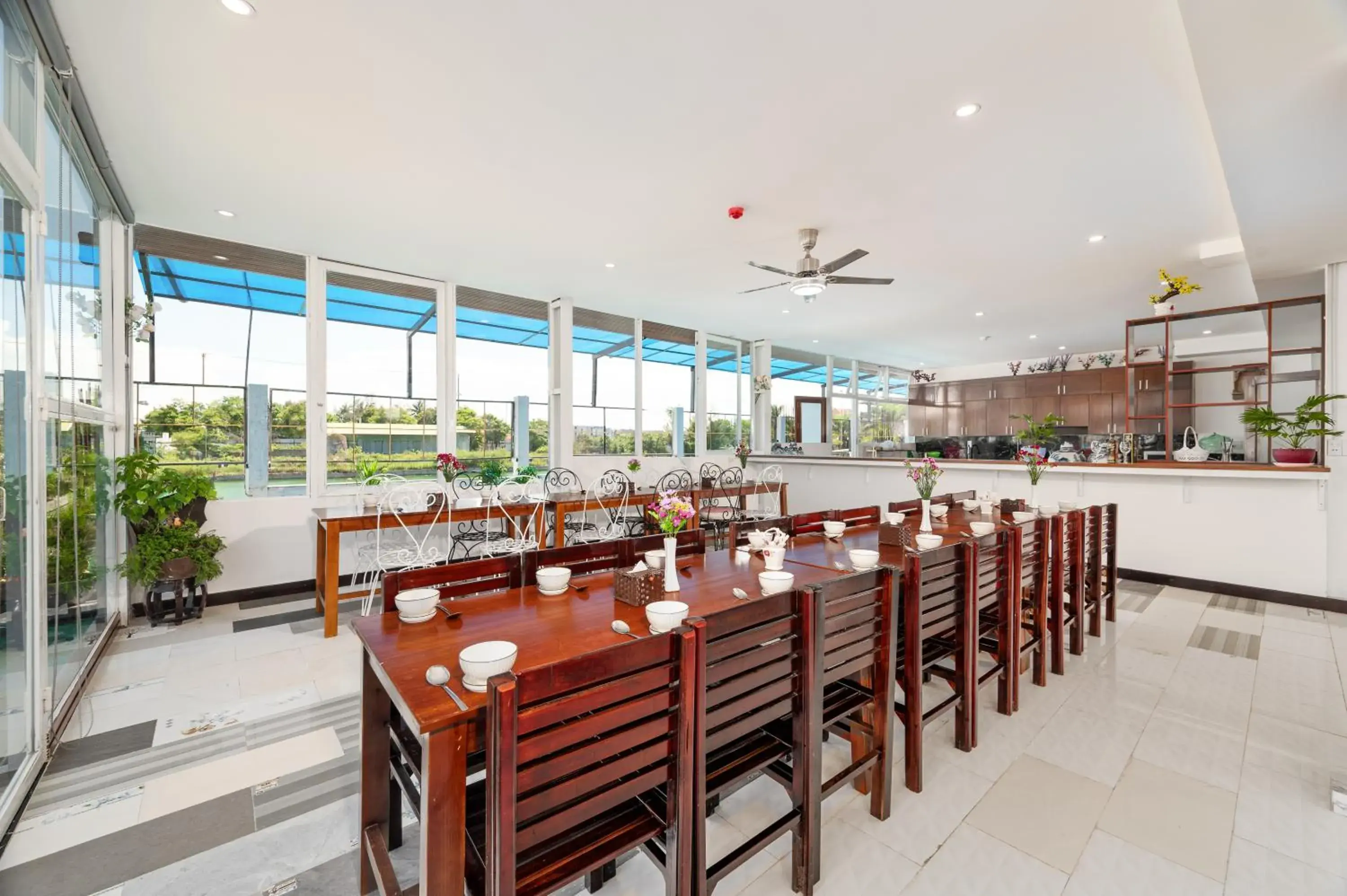 Restaurant/places to eat in Hestia HaMy Beach House Restaurant/places to eat in Hestia HaMy Beach House