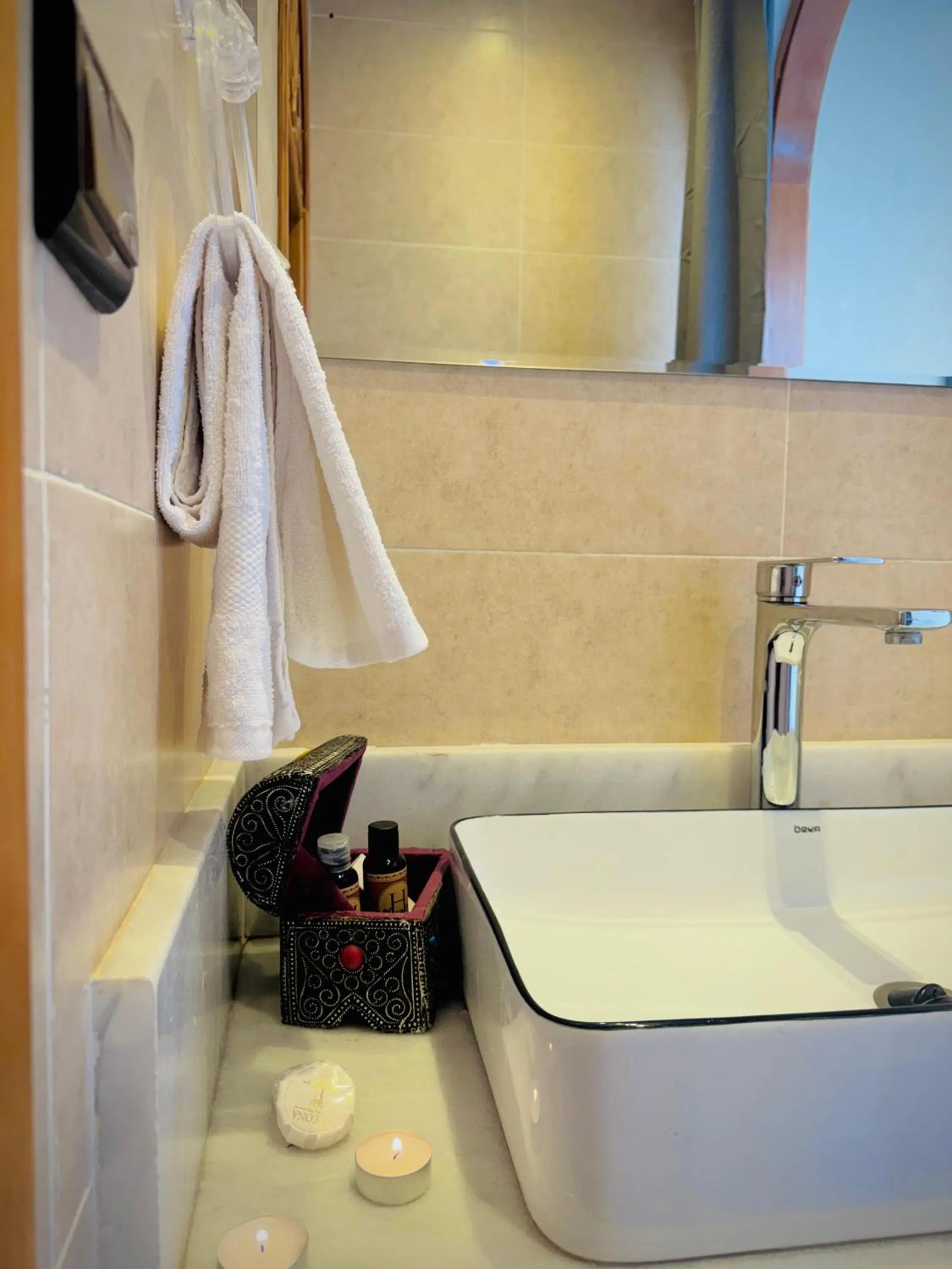 Bathroom in Riad Tislite & SPA