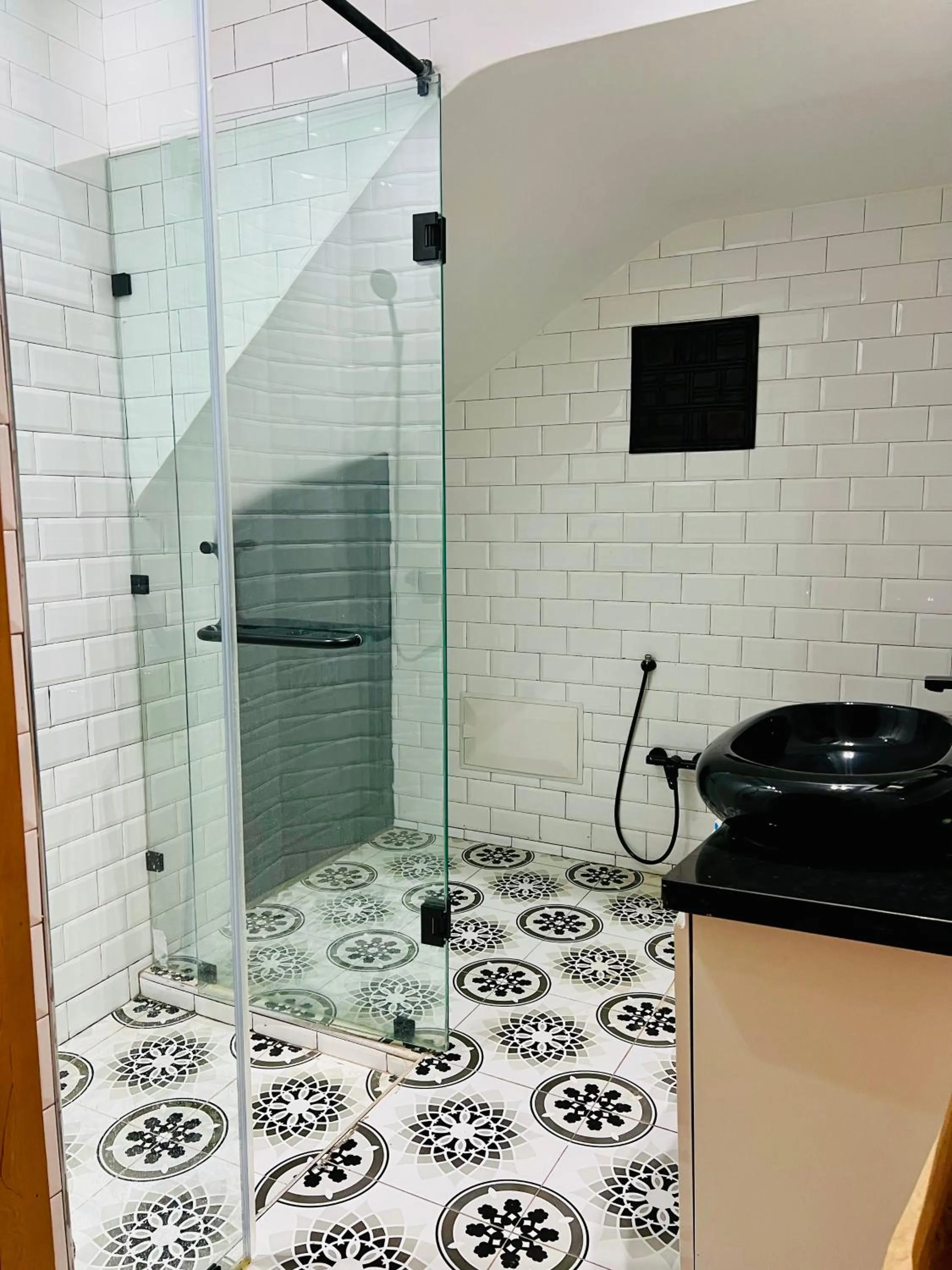 Shower in Riad Tislite & SPA