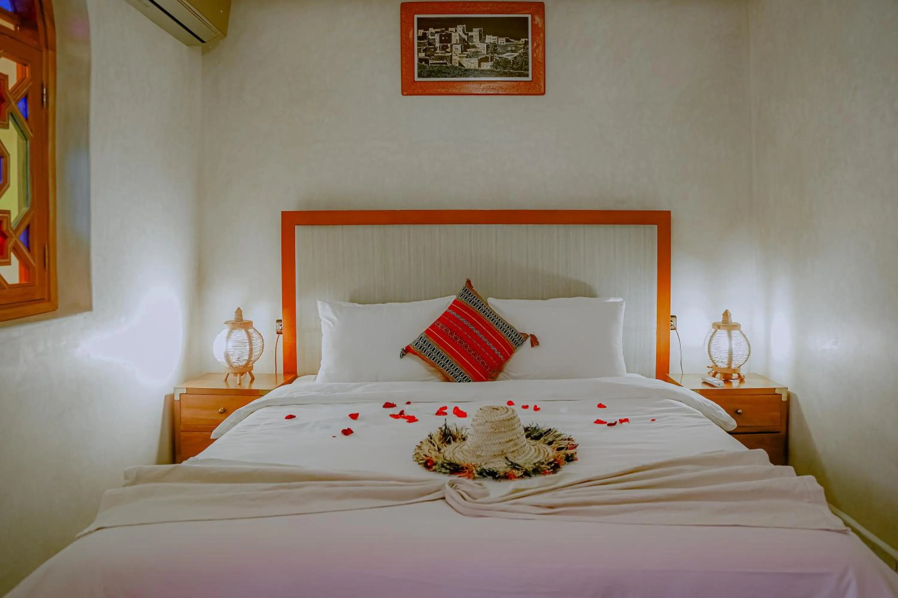 Photo of the whole room in Riad Tislite & SPA