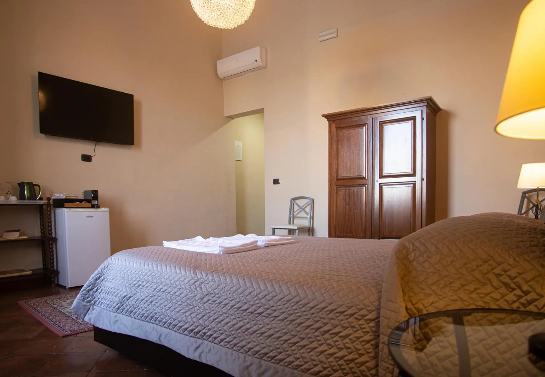 Bedroom, Bed in B&B Regina Margherita