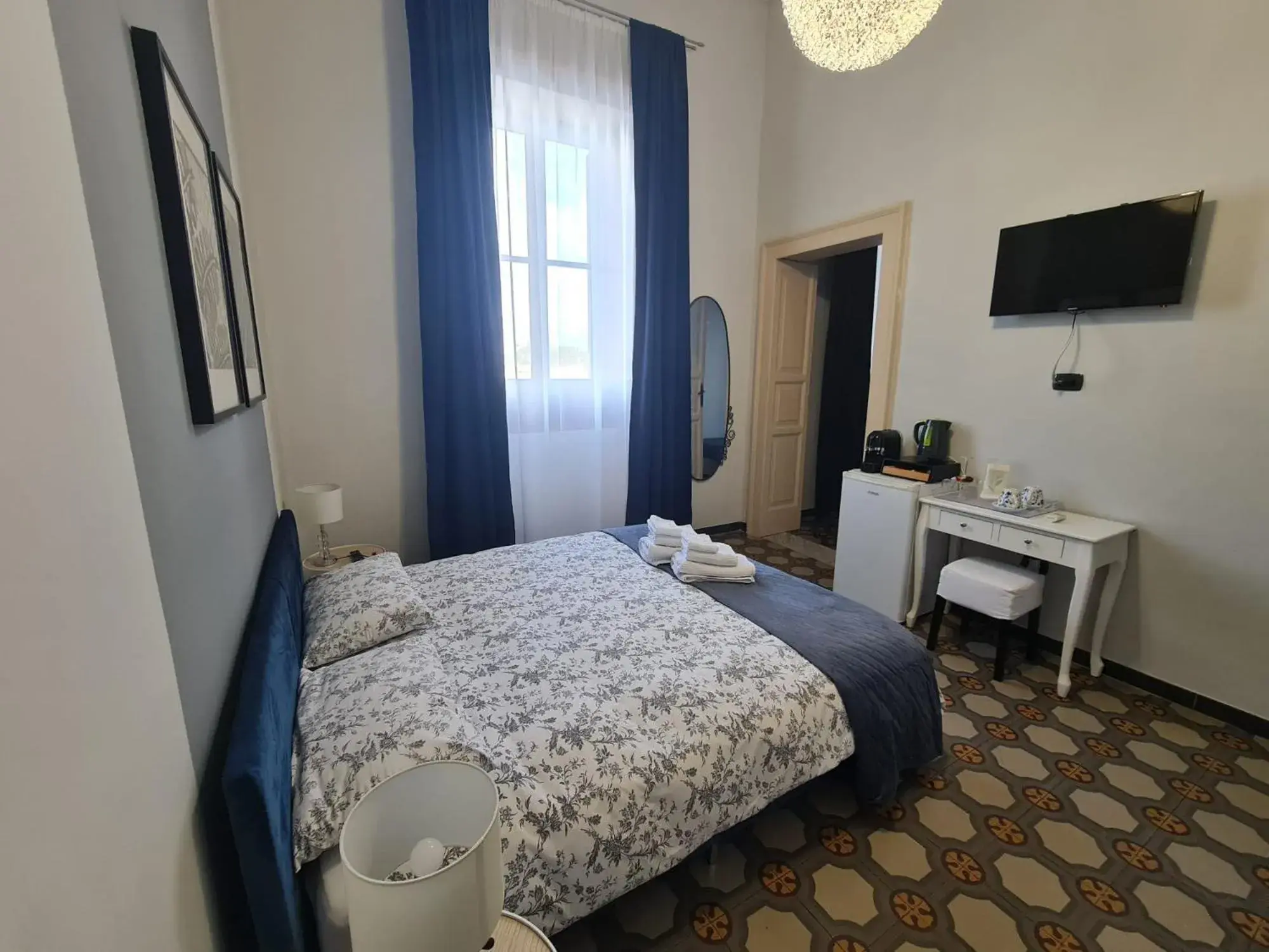 King Room with Sea View in B&B Regina Margherita King Room with Sea View in B&B Regina Margherita