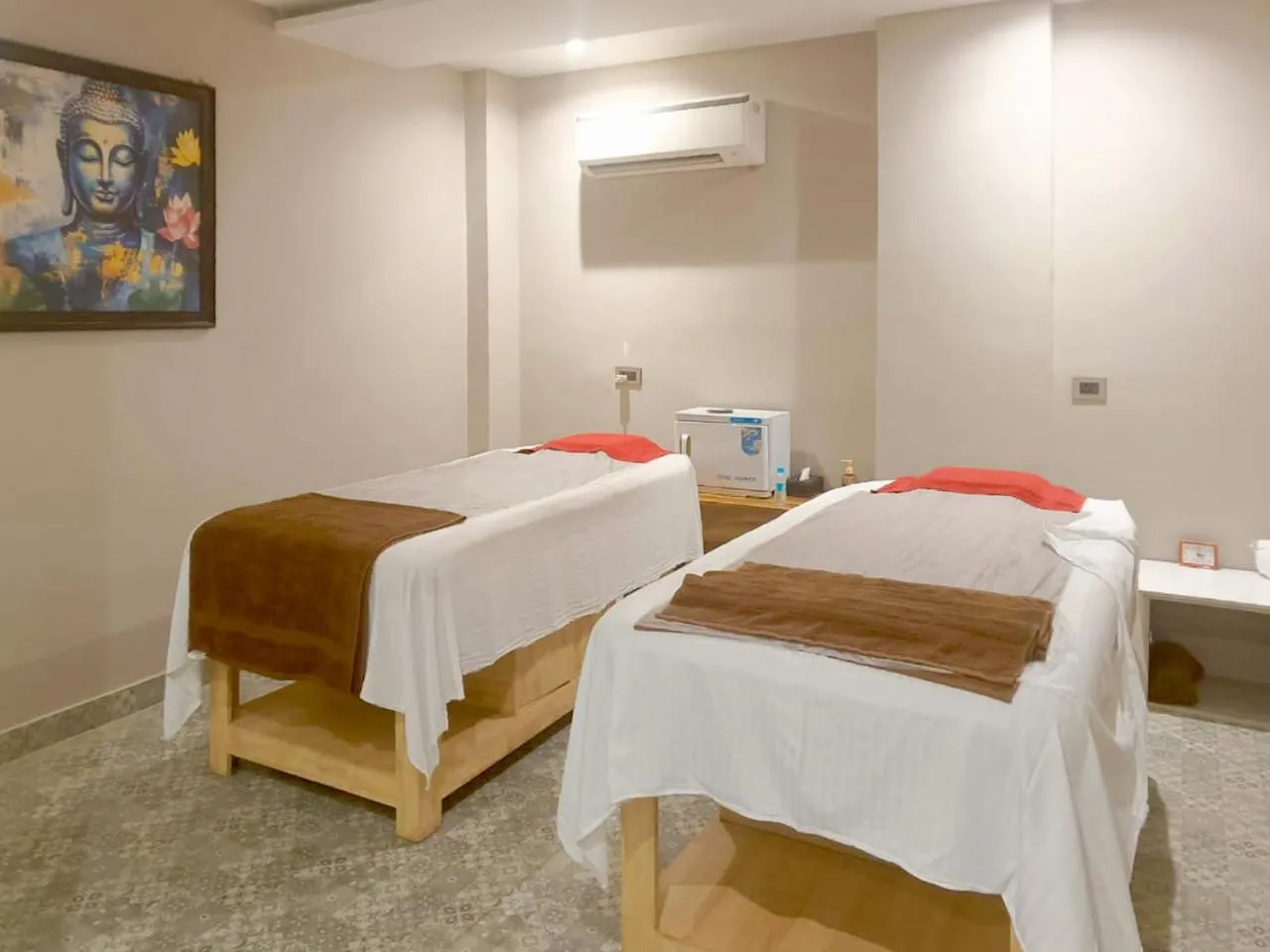 Spa and wellness centre/facilities, Bed in Clubhouse Hotel by CheckIn Chandigarh Mohali
