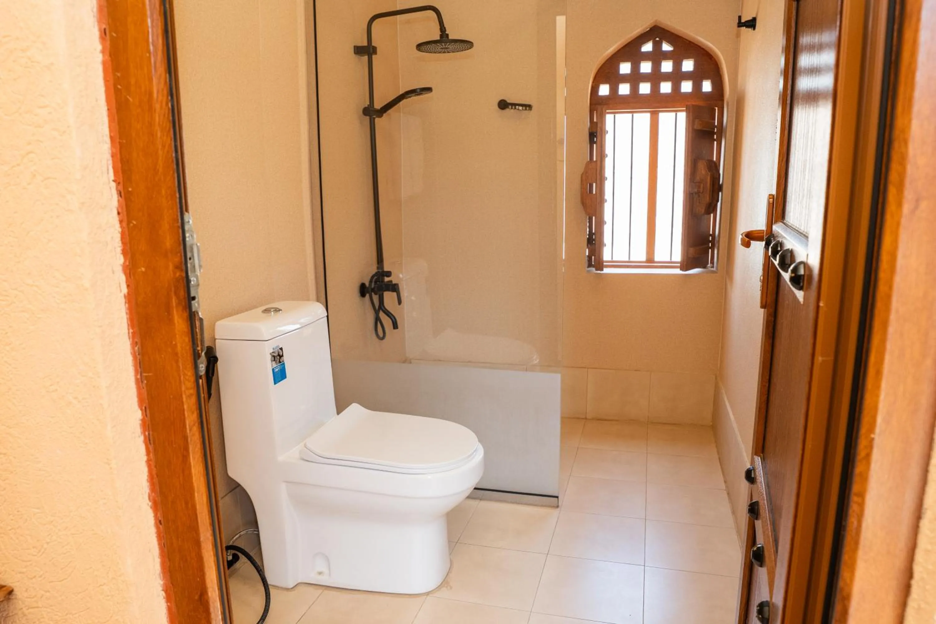 Bathroom in Bait Almuallem By Nomad