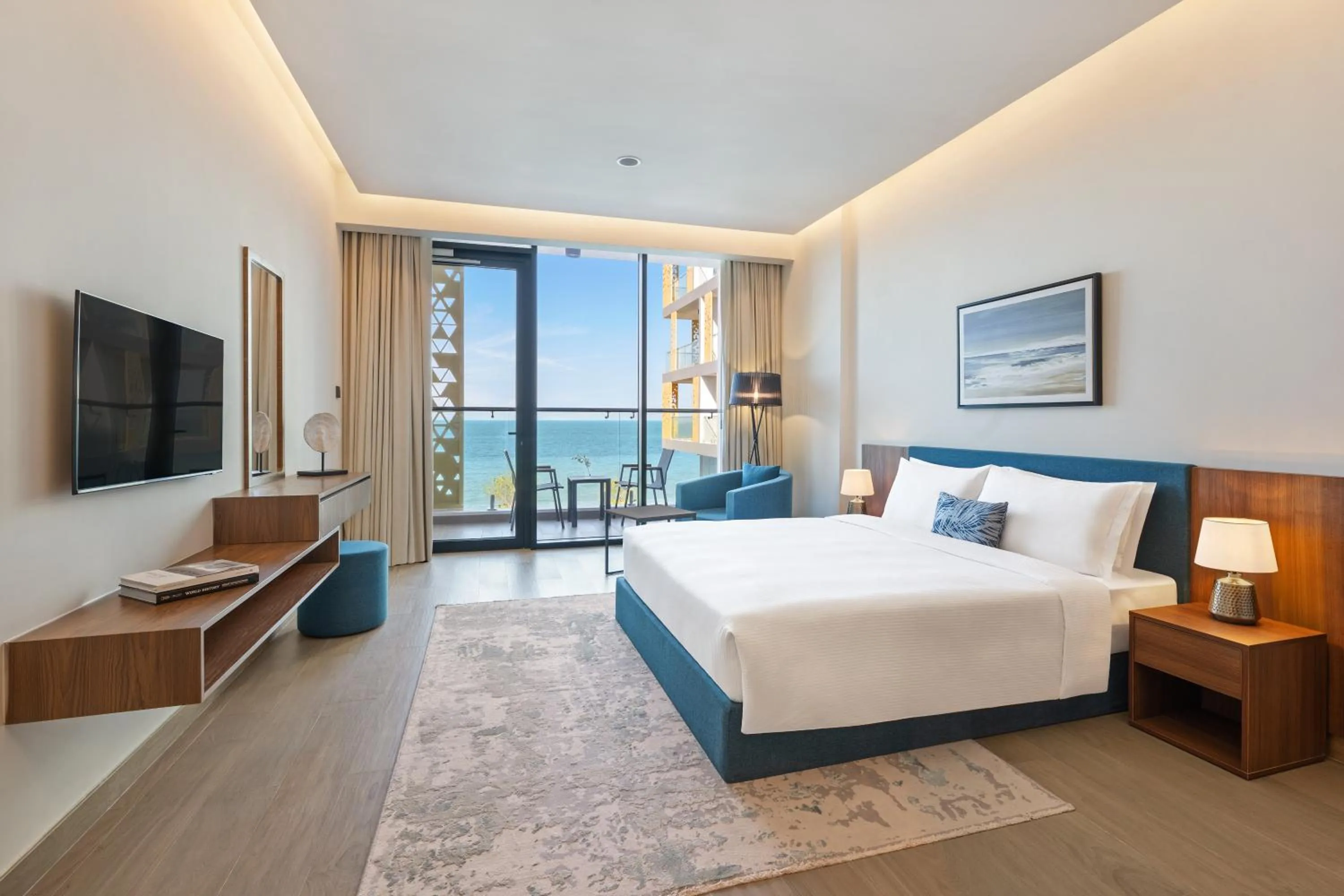 Bedroom, Bed in Beach Bay Hotel Mirfa