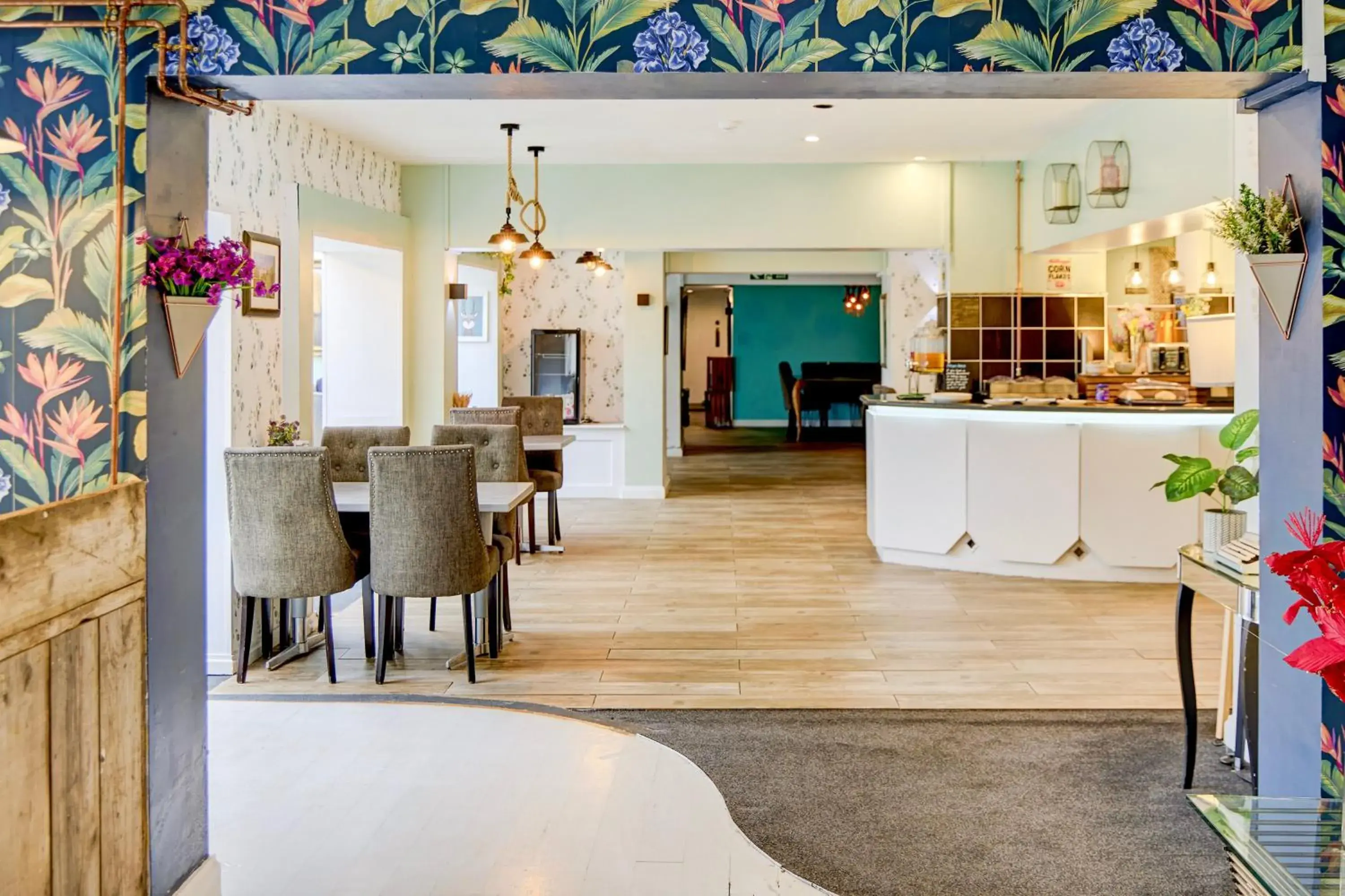 Lobby or reception in Warwickshire Park Hotel Kenilworth by Belvilla Lobby or reception in Warwickshire Park Hotel Kenilworth by Belvilla