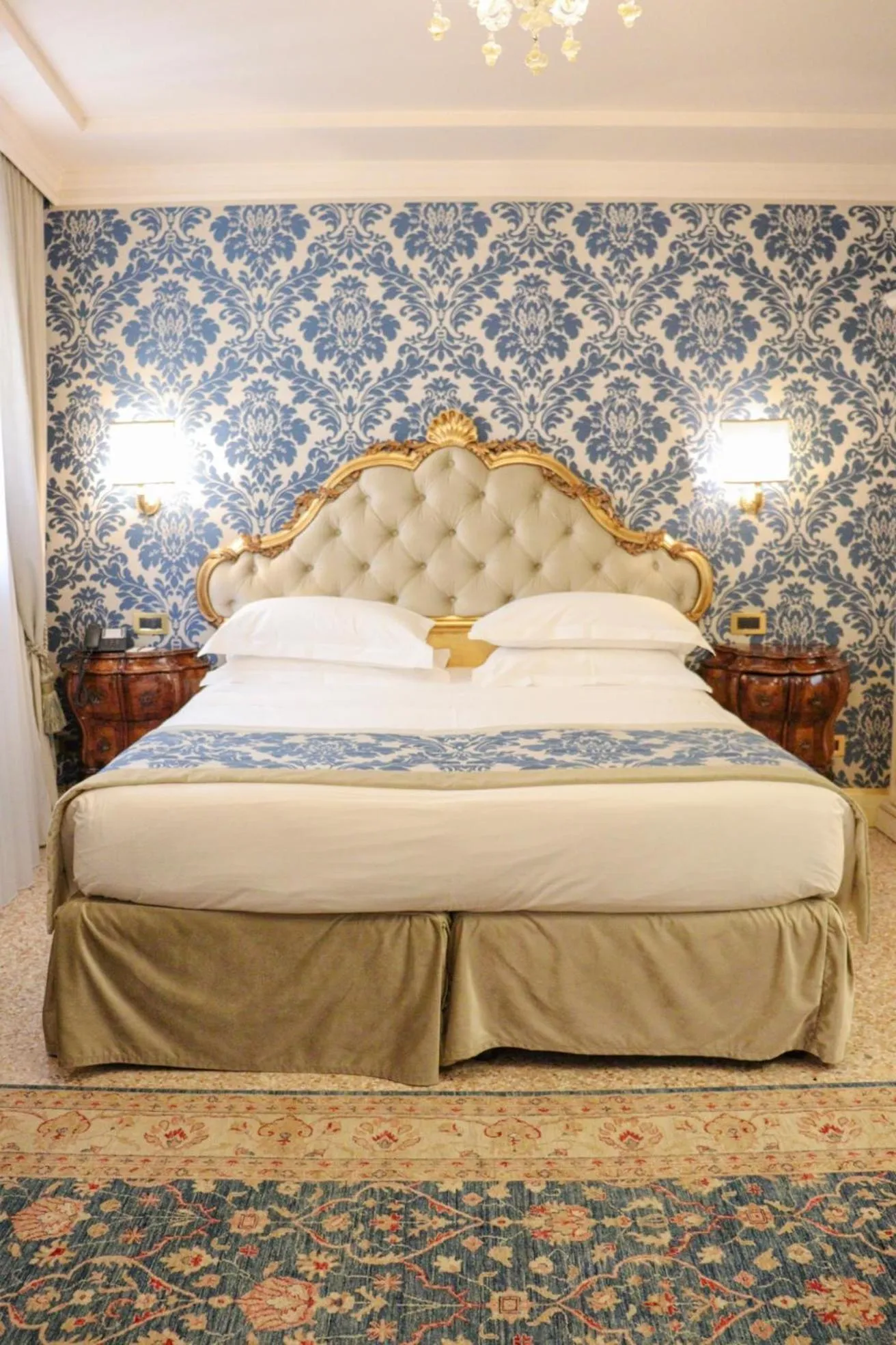 Bed in Hotel Ai Cavalieri di Venezia