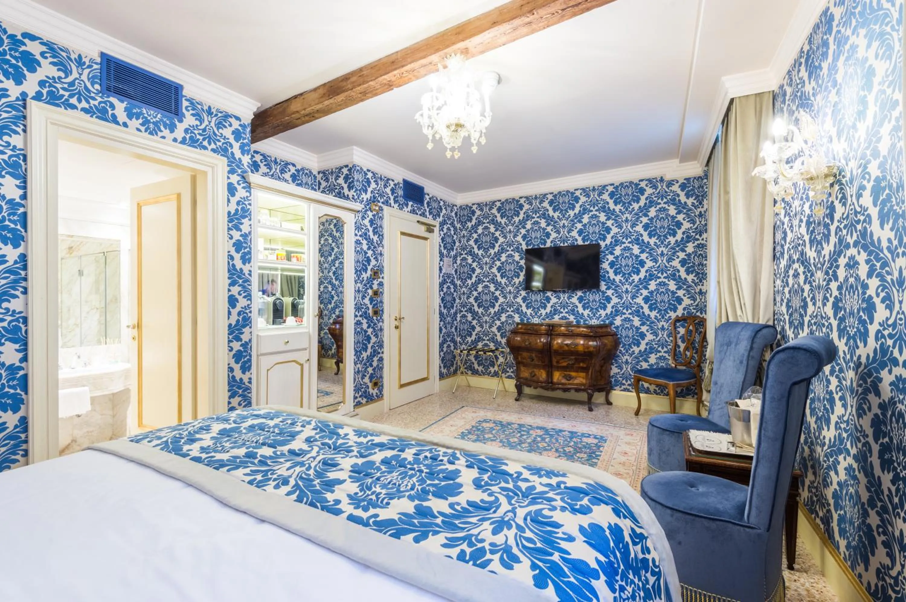 Bed in Hotel Ai Cavalieri di Venezia