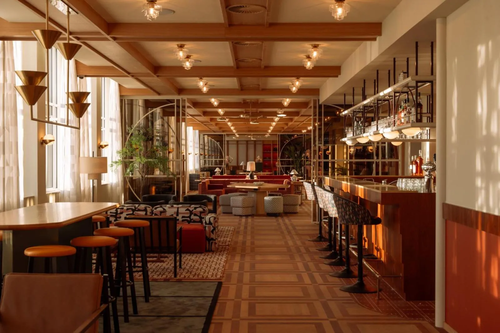 Lounge or bar in De Plesman Hotel The Hague