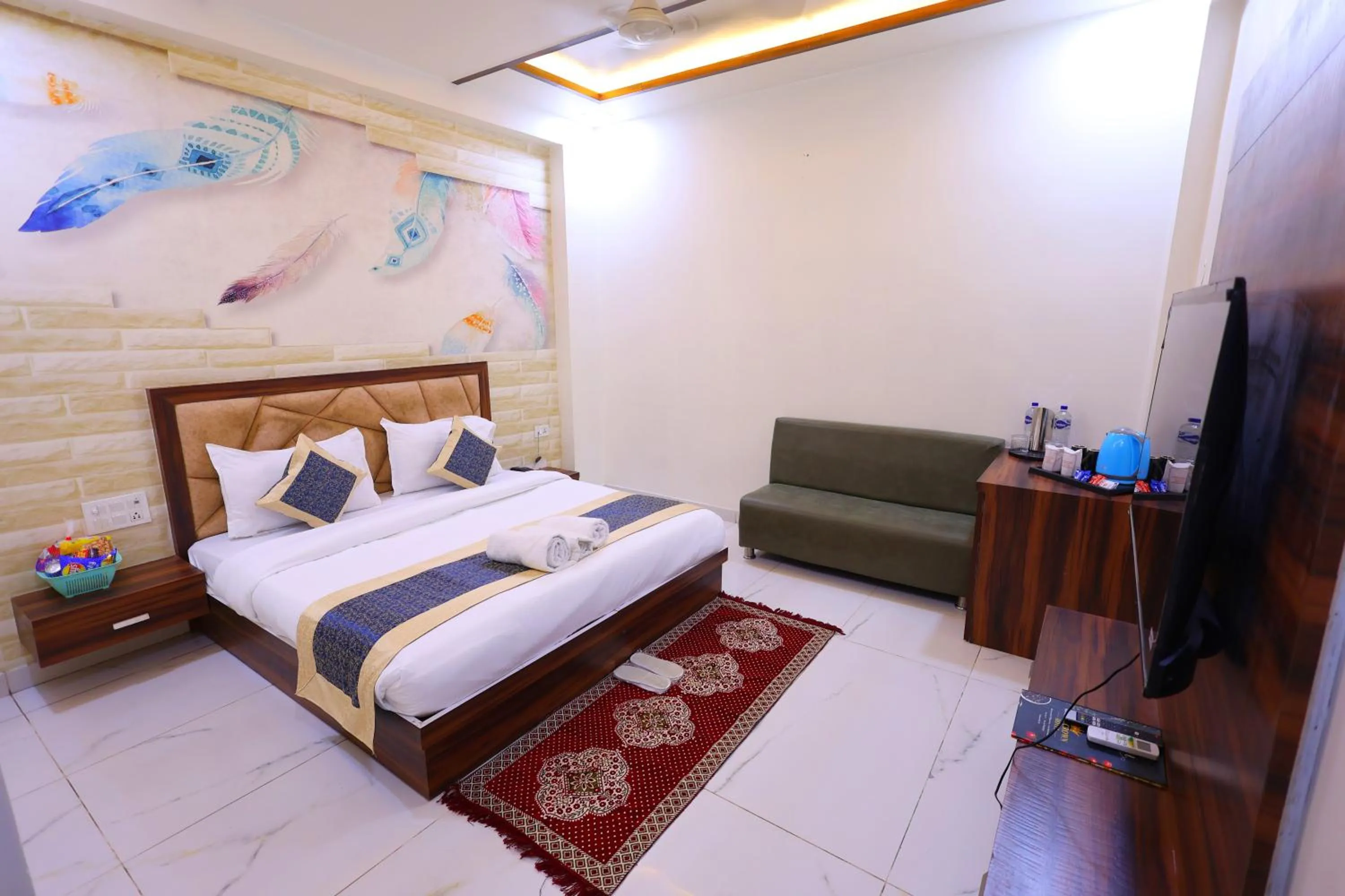 Bedroom, Bed in The Crown Hotel Agra near Taj Mahal & Restaurant