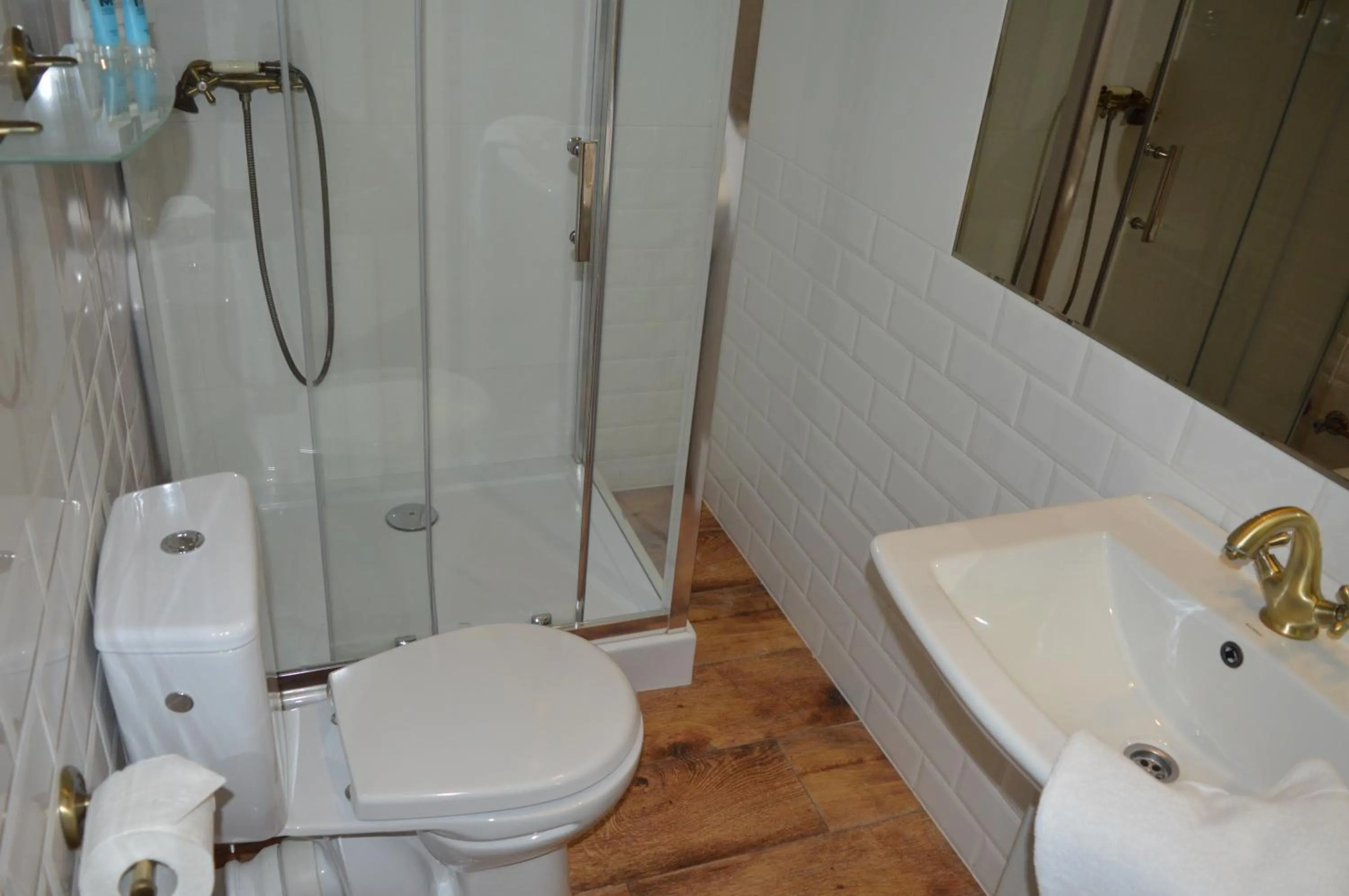 Bathroom in Dworek Szwajcaria