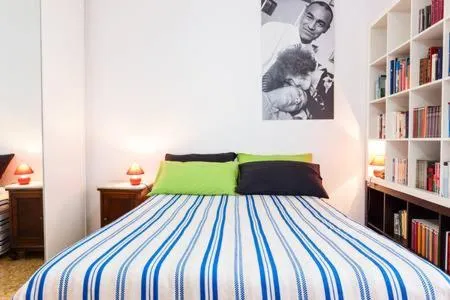 Property building, Bed in B&B all'ombra del Vaticano