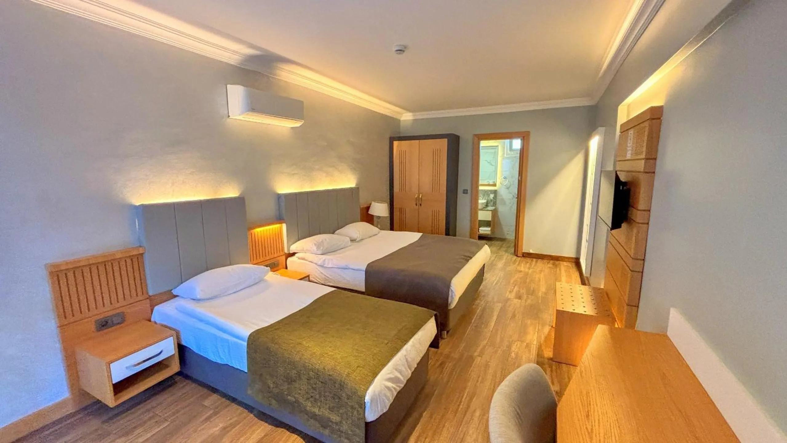 Photo of the whole room in Istankoy Hotel