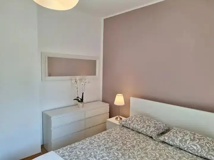 Charming Apartment Charming Apartment