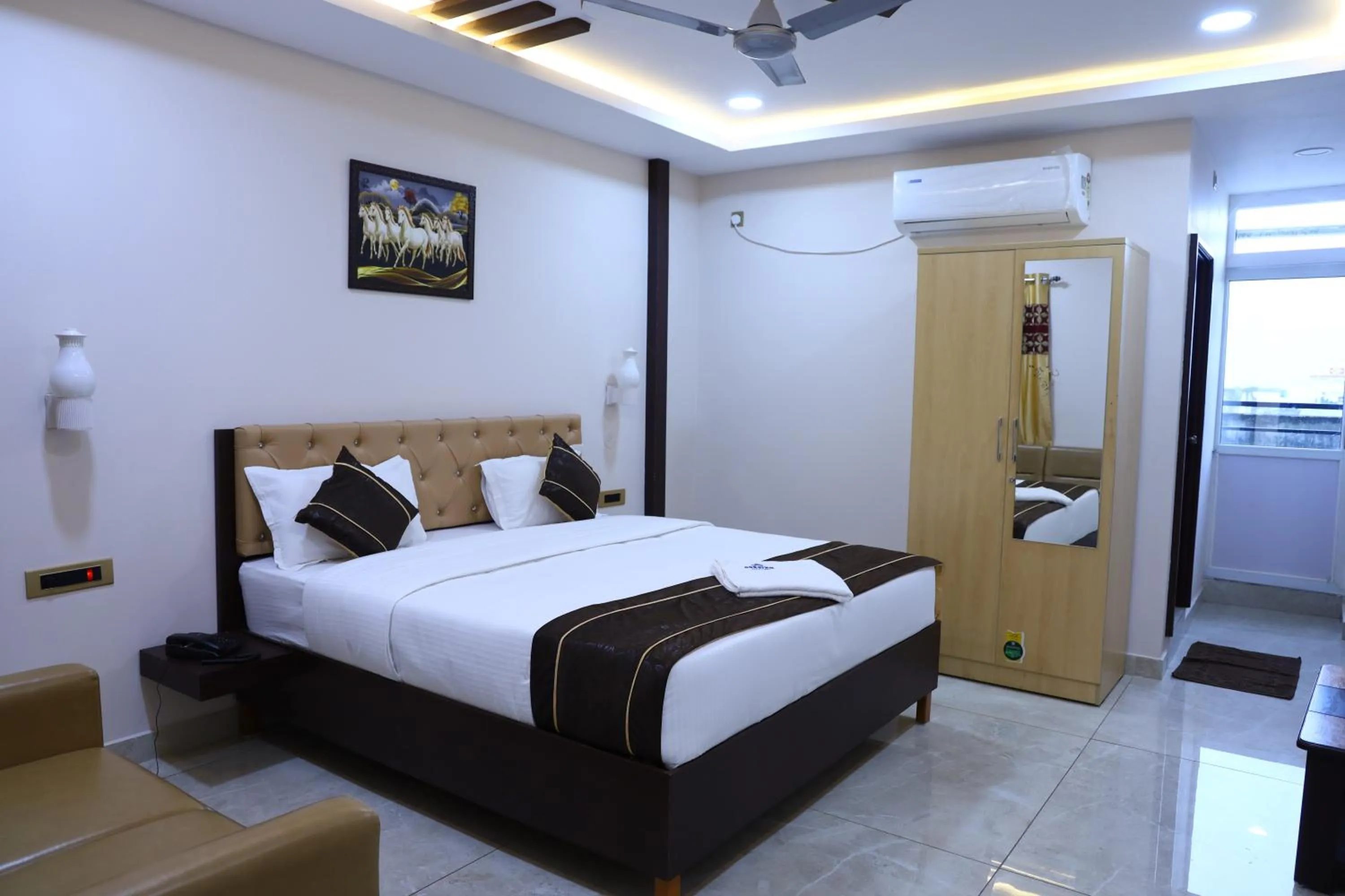 Property building, Bed in Gokulam Grand