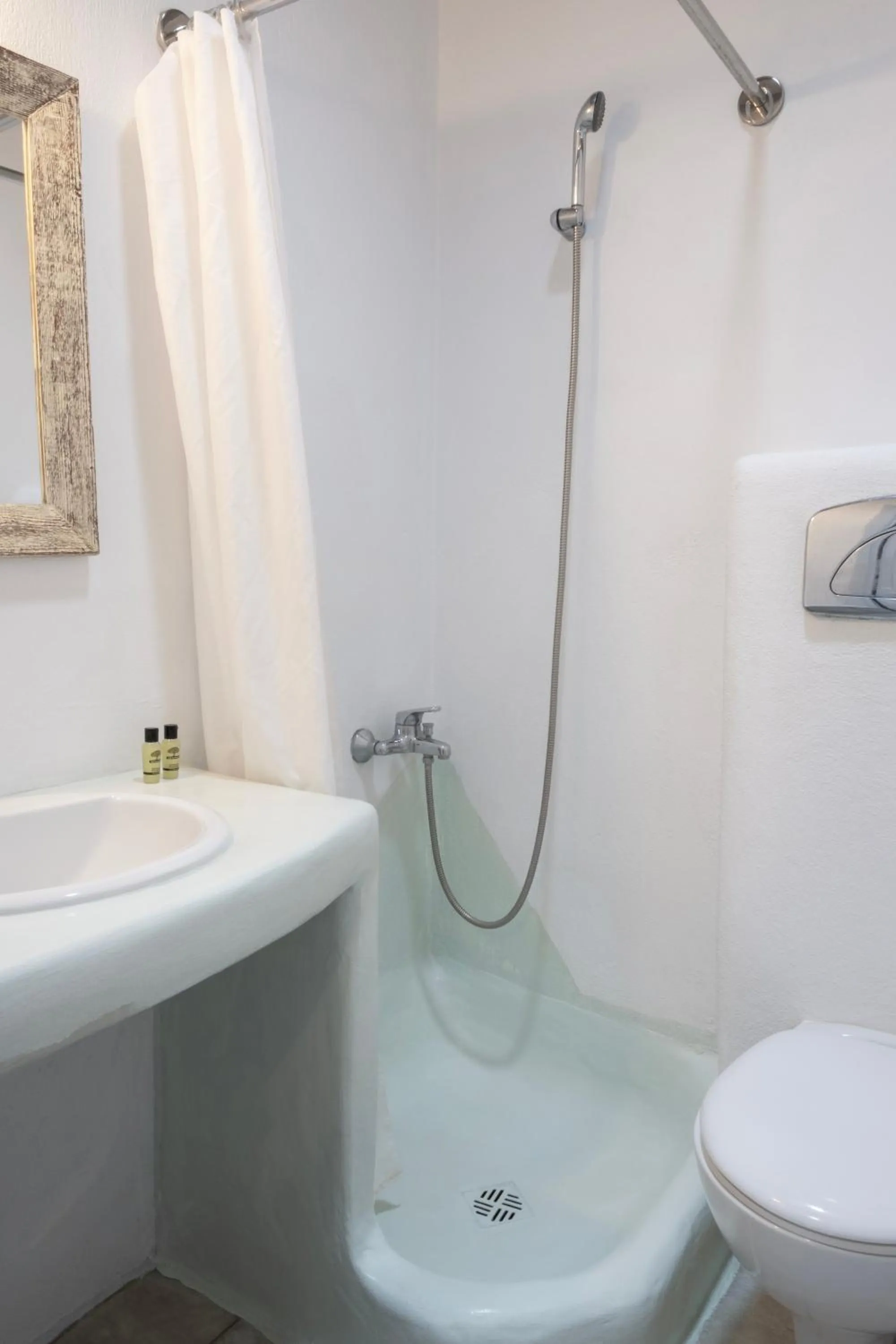 Shower in Nama Villas