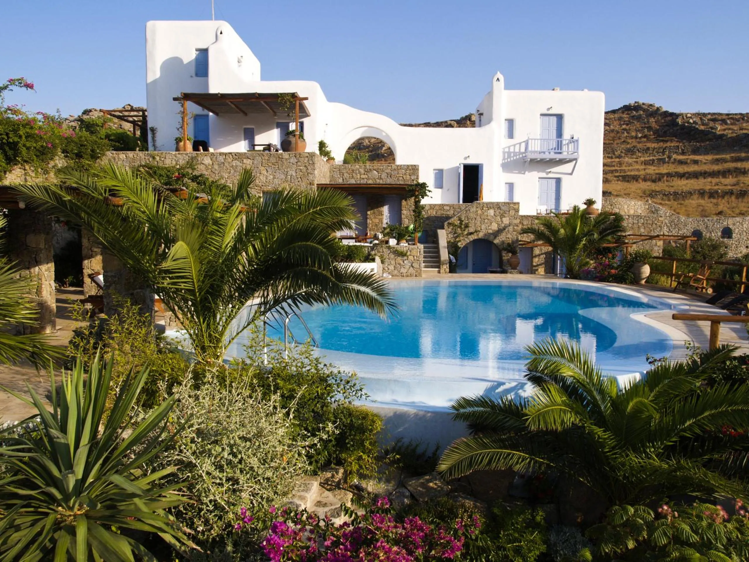 Swimming pool in Nama Villas