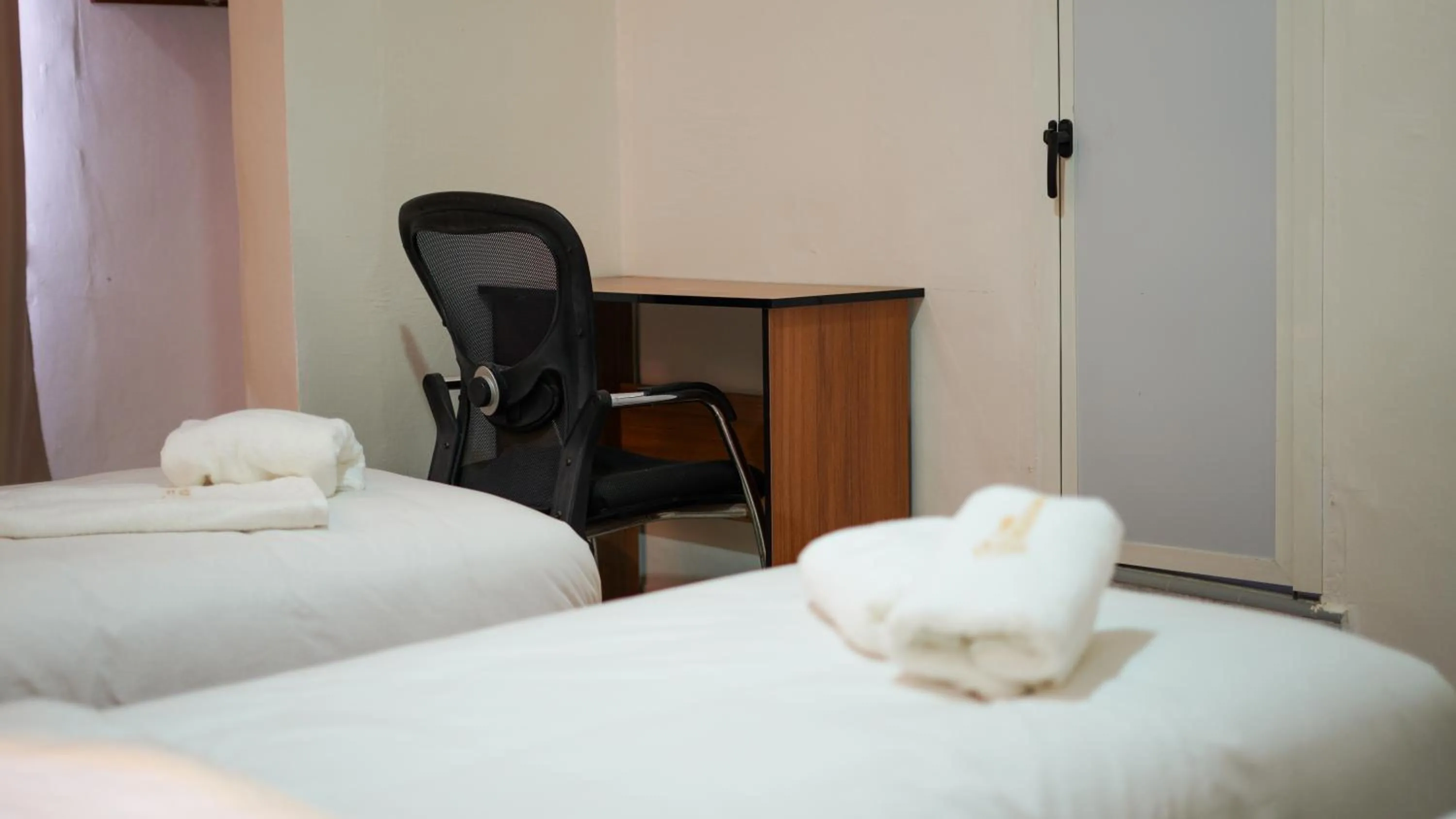 Bed in Hôtel Moukawama Restaurant & SPA Dakhla