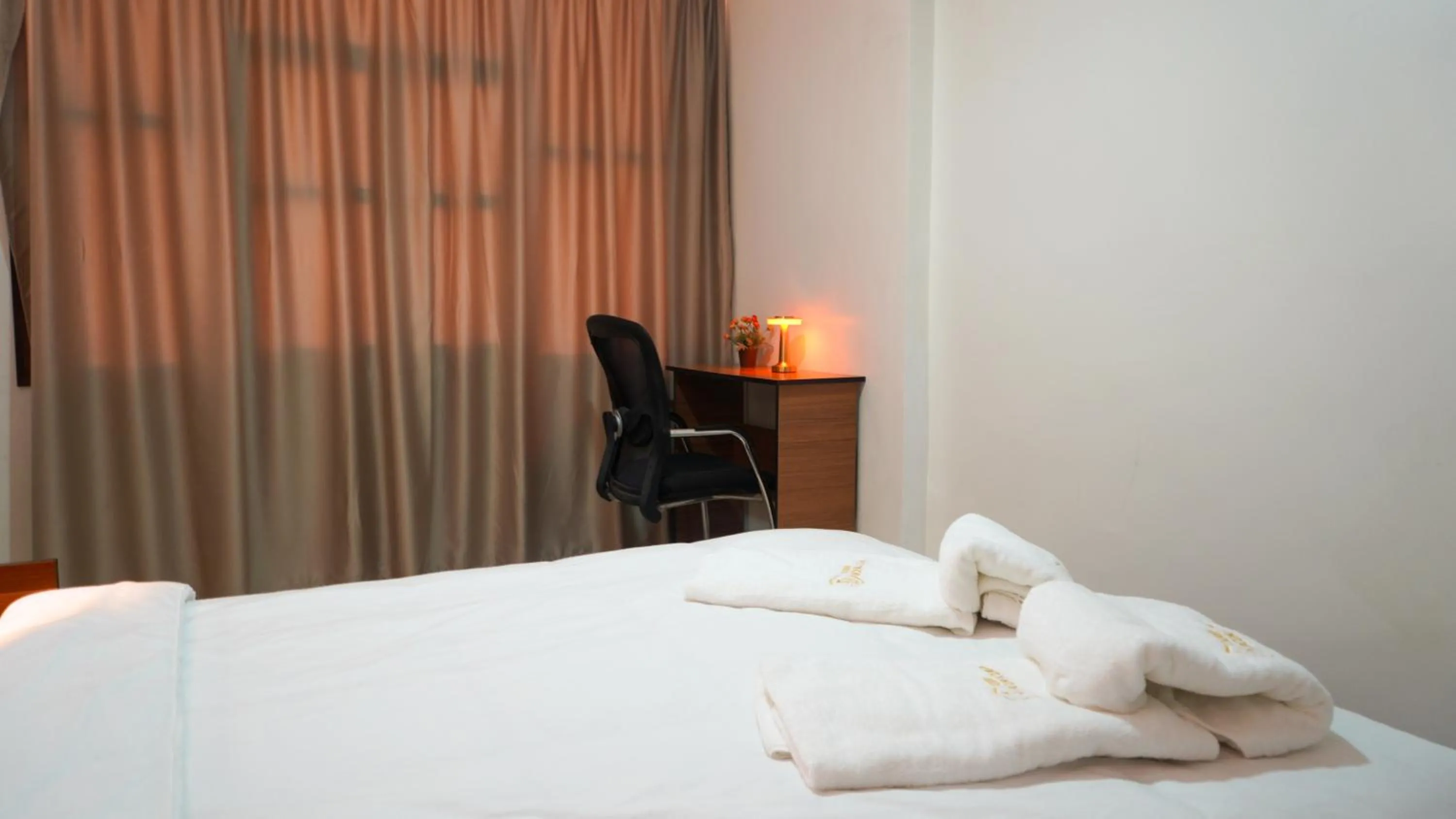 Bed in Hôtel Moukawama Restaurant & SPA Dakhla