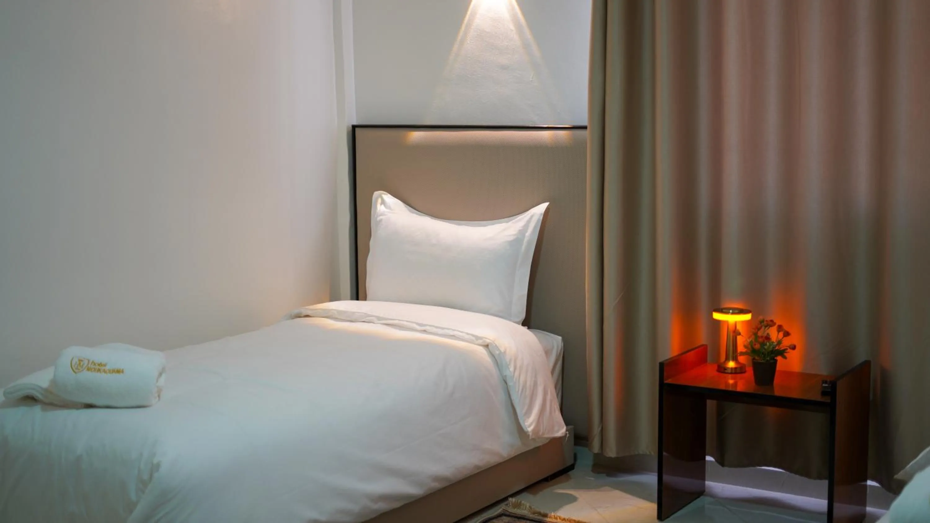 Bed in Hôtel Moukawama Restaurant & SPA Dakhla