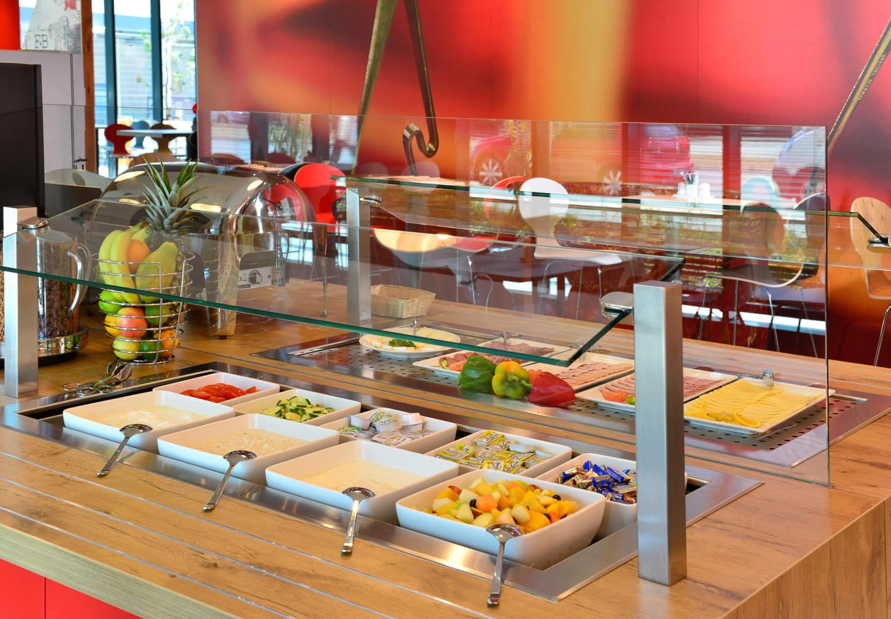 Food in Ibis Muenchen City Ost