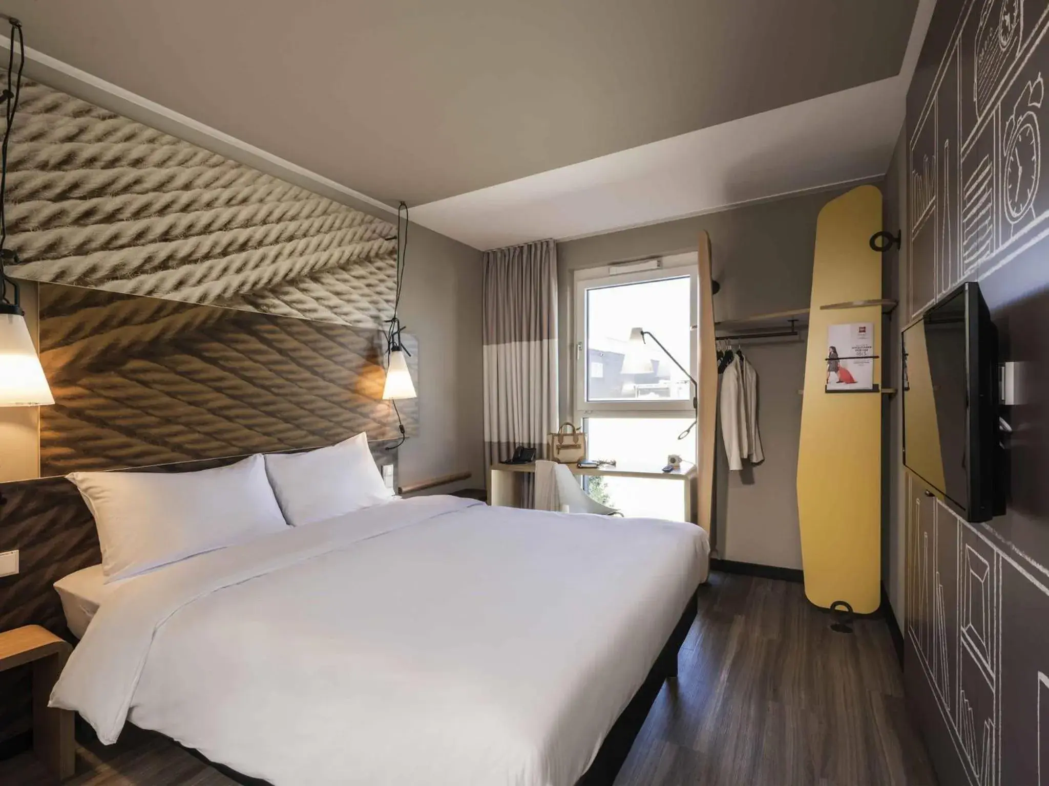 Bedroom, Bed in Ibis Muenchen City Ost Bedroom, Bed in Ibis Muenchen City Ost