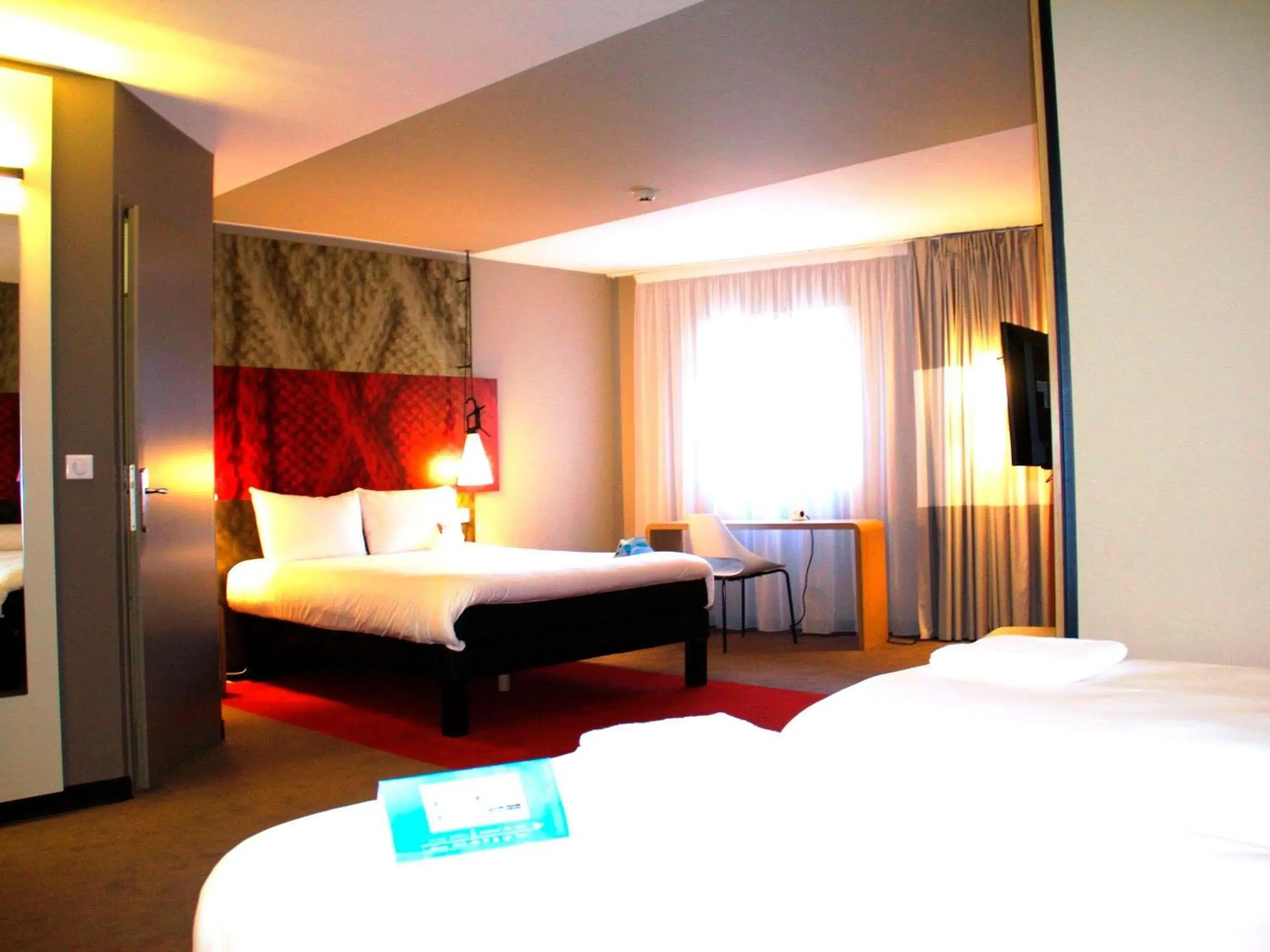 Bedroom, Bed in ibis Lille Centre Grand Palais Bedroom, Bed in ibis Lille Centre Grand Palais