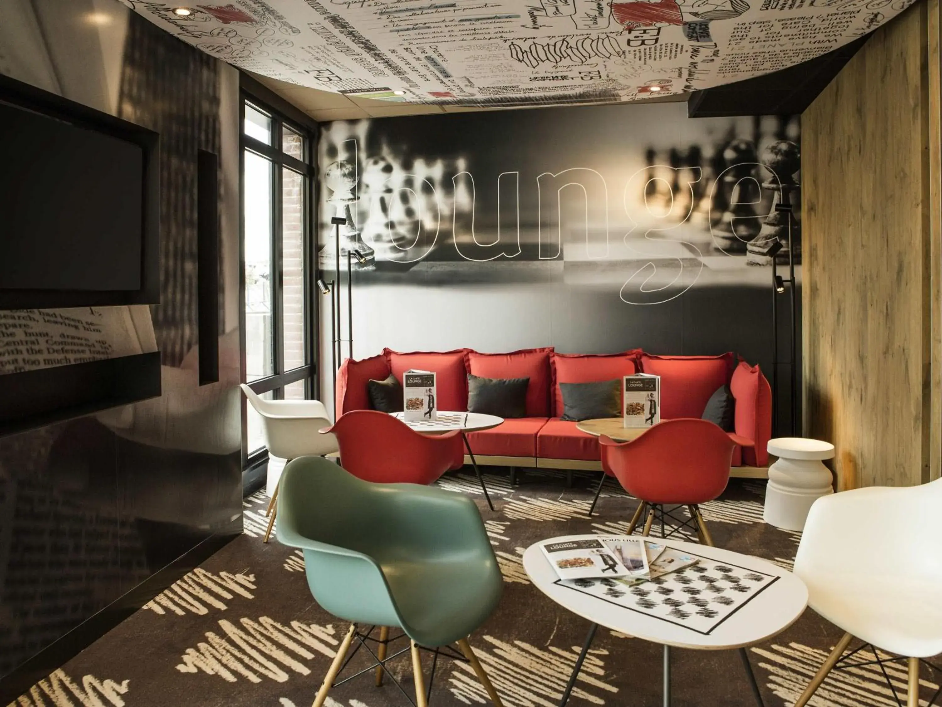 Lounge or bar in ibis Lille Centre Grand Palais Lounge or bar in ibis Lille Centre Grand Palais