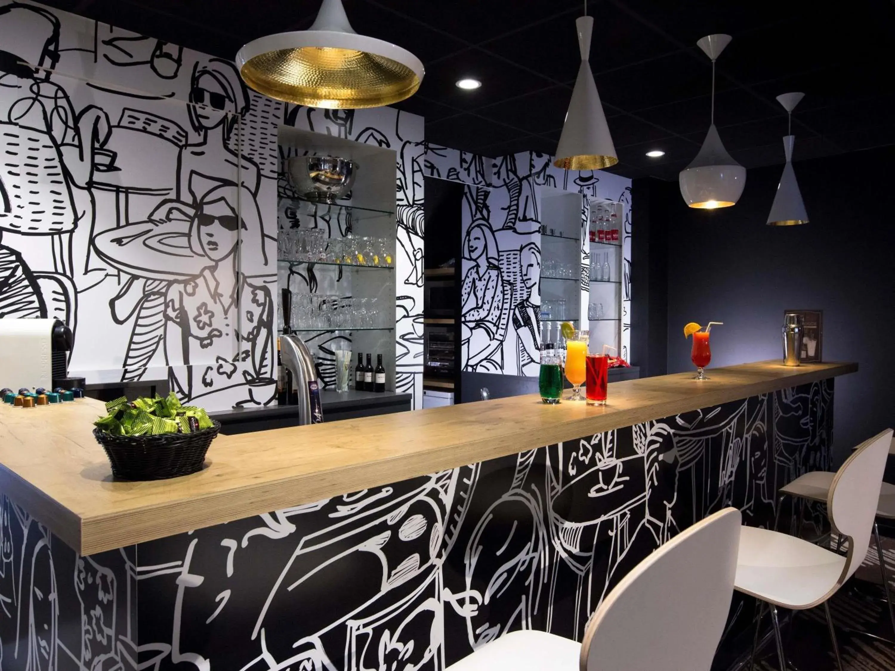 Lounge or bar in ibis Lille Centre Grand Palais Lounge or bar in ibis Lille Centre Grand Palais