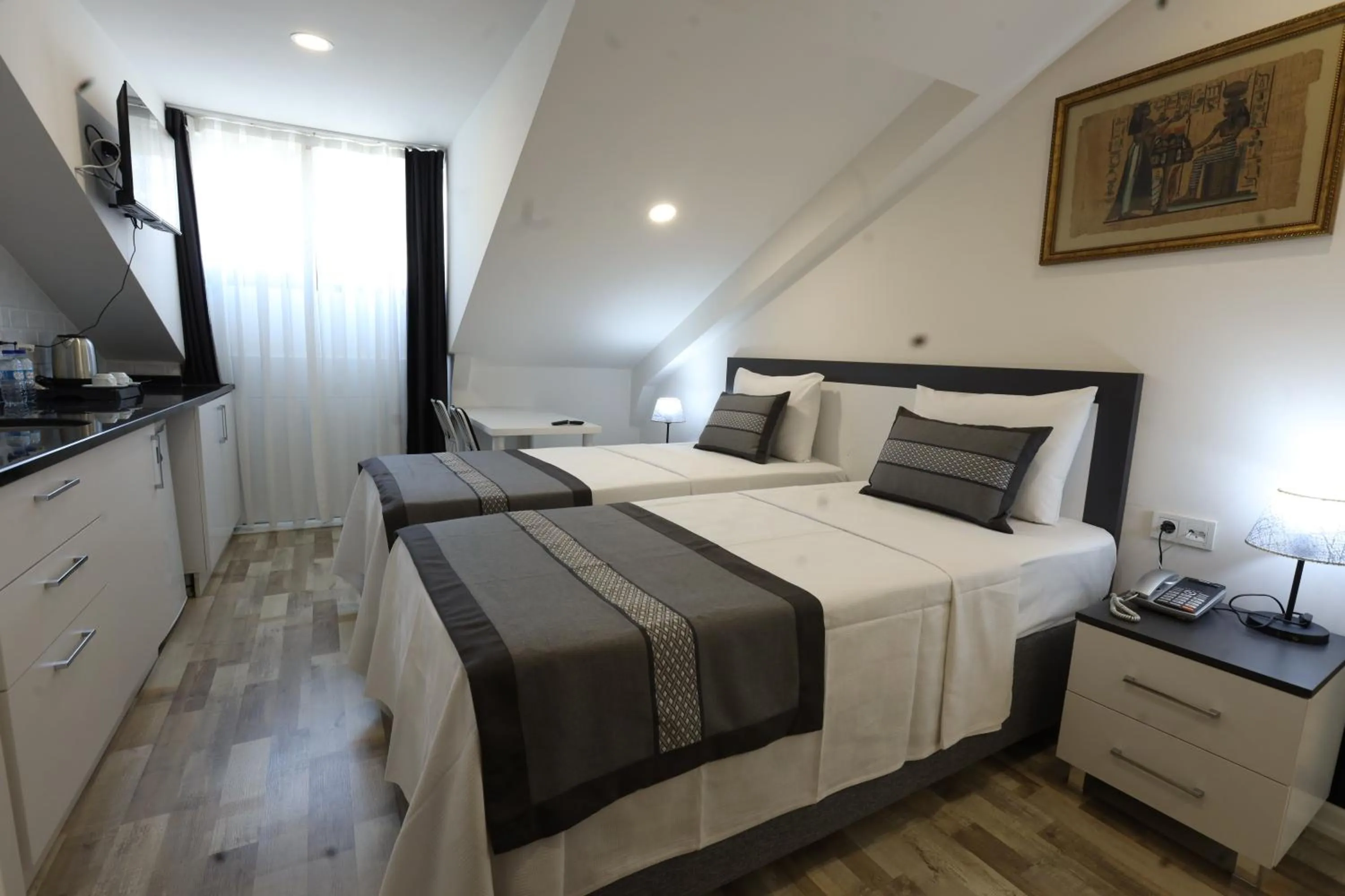 Bed in Askadar Çatı Otel