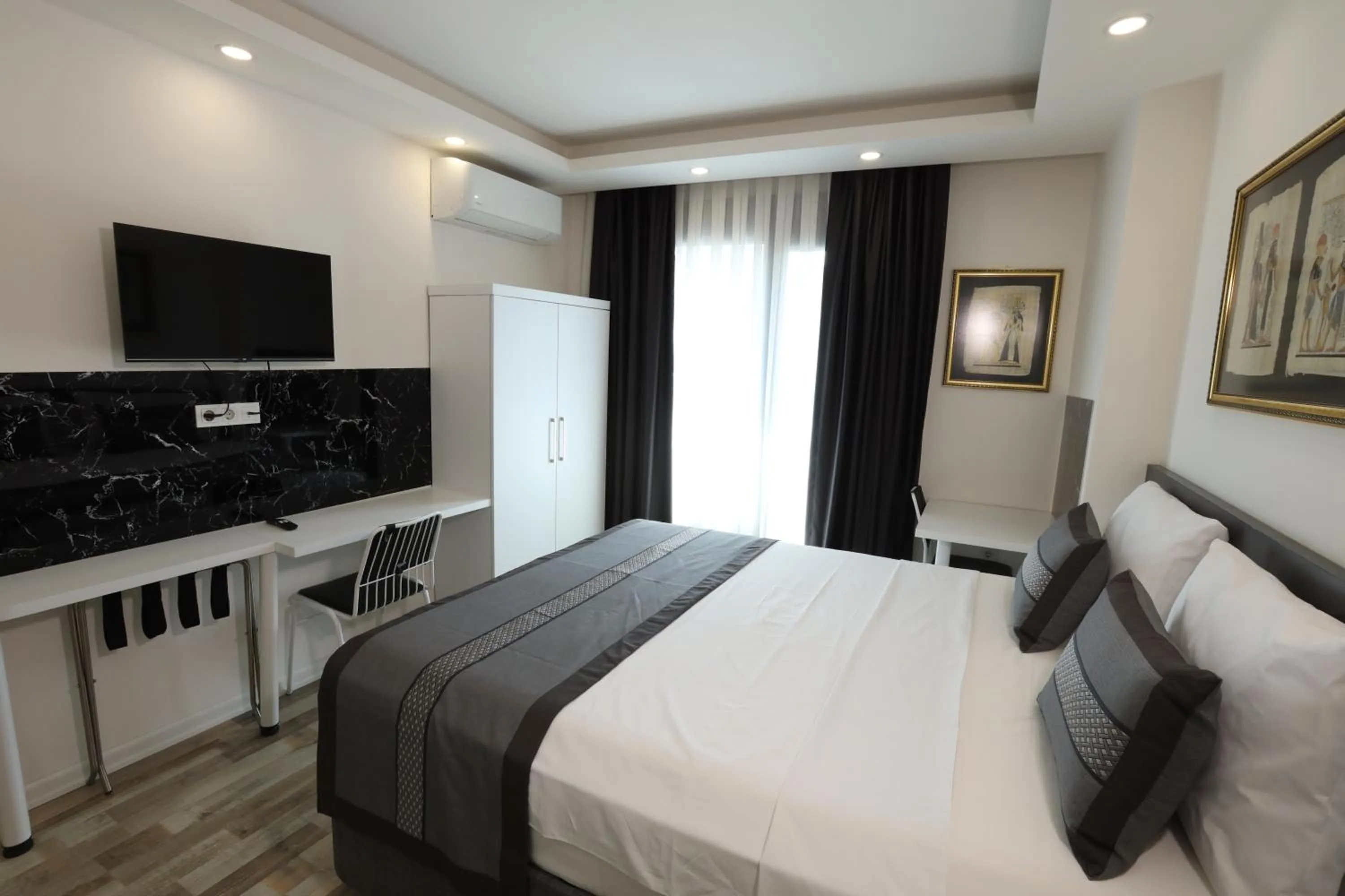 TV and multimedia, Bed in Askadar Çatı Otel