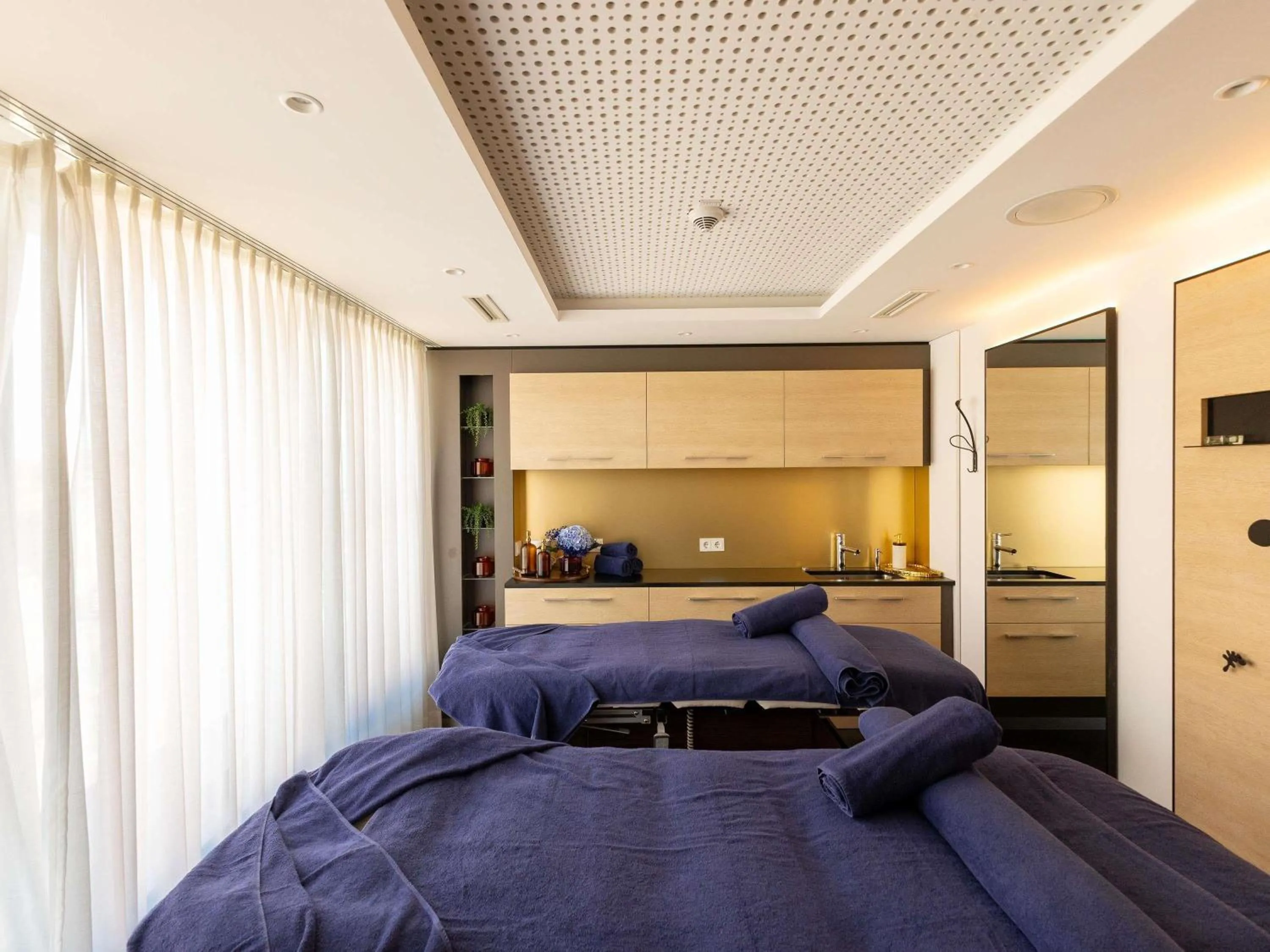 Spa and wellness centre/facilities, Bed in Novotel Nürnberg Centre Ville