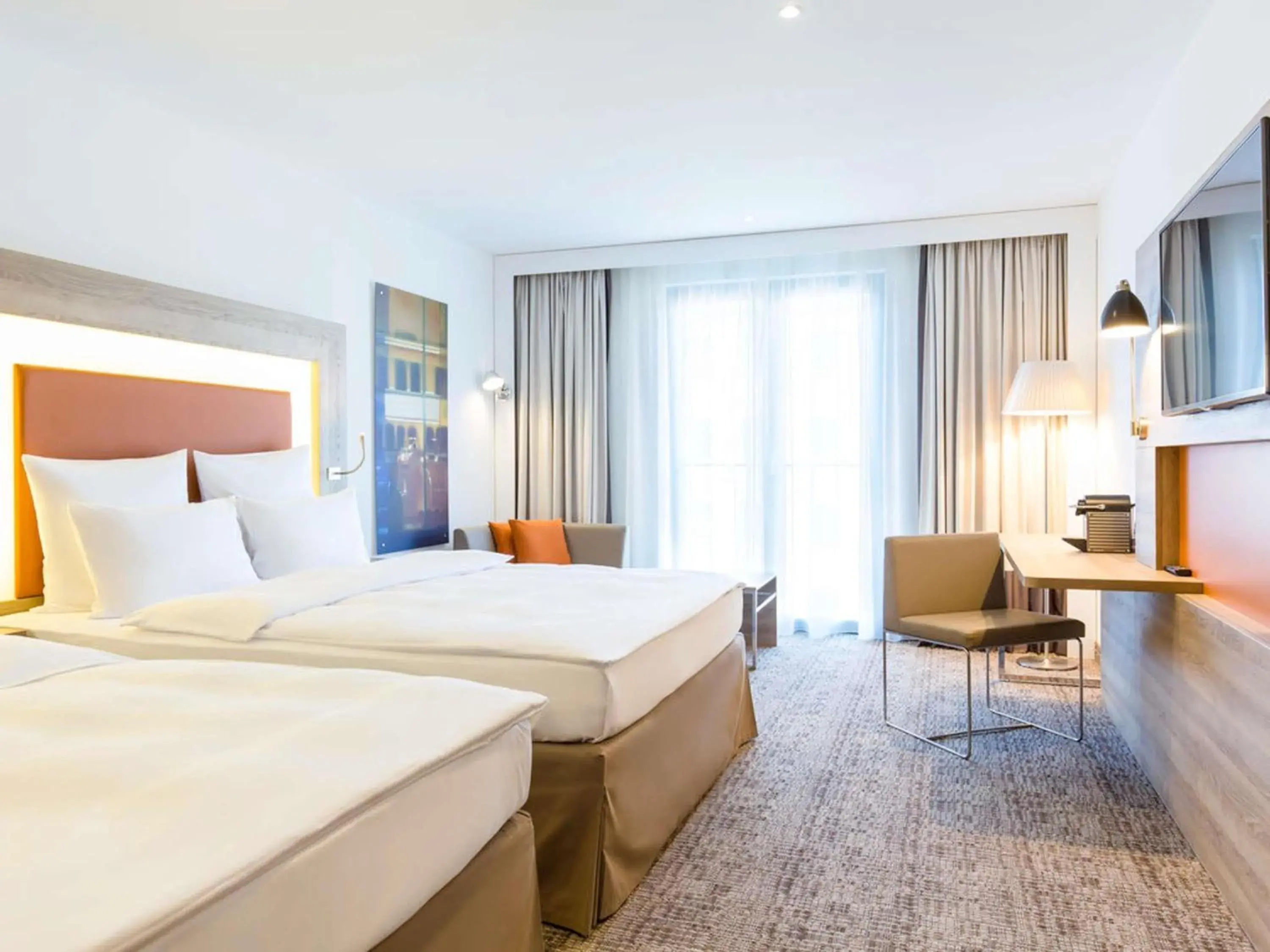 Executive Queen Room with Two Queen Beds in Novotel Nürnberg Centre Ville Executive Queen Room with Two Queen Beds in Novotel Nürnberg Centre Ville