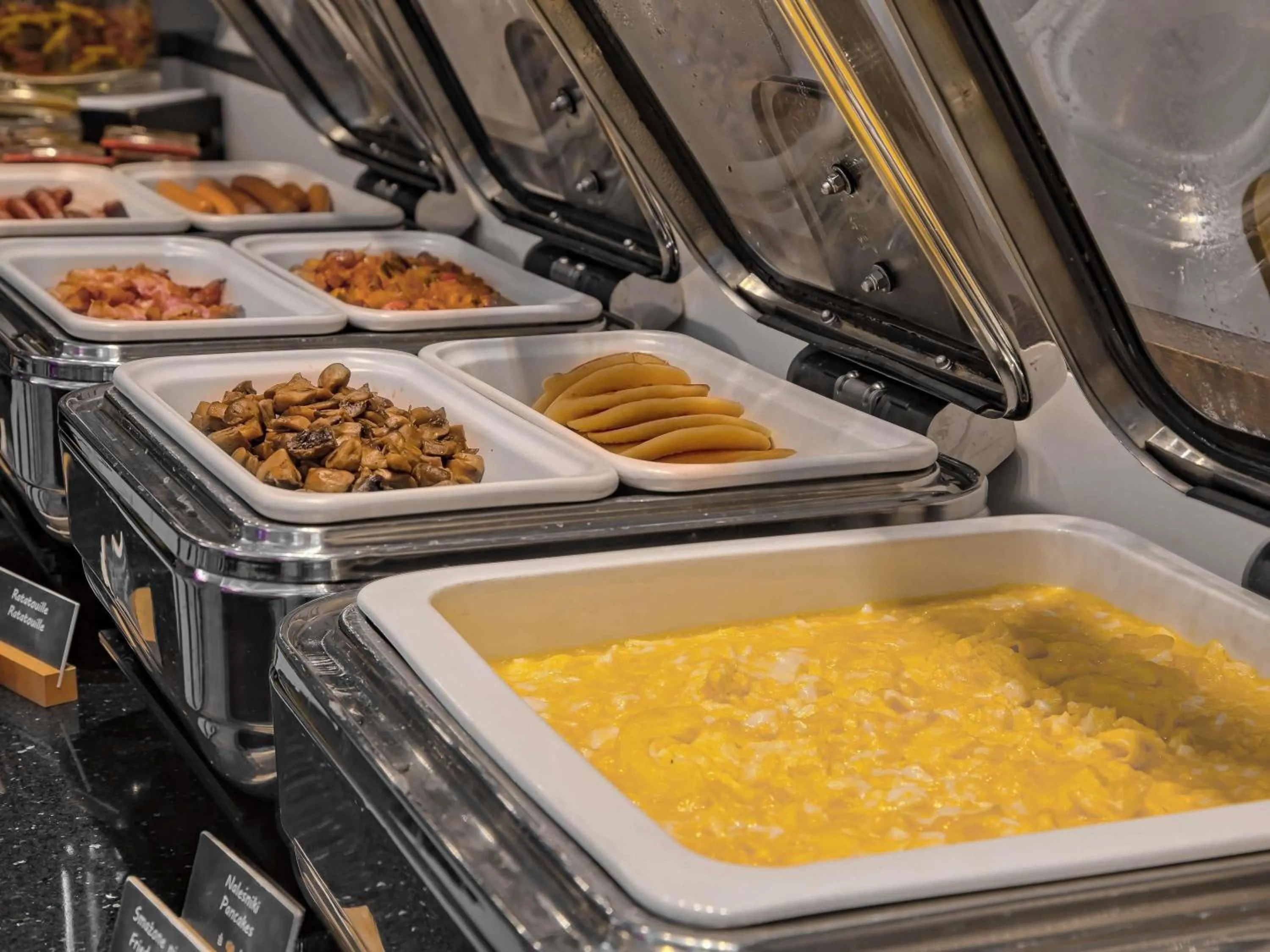 Restaurant/places to eat in Mercure Bydgoszcz Sepia