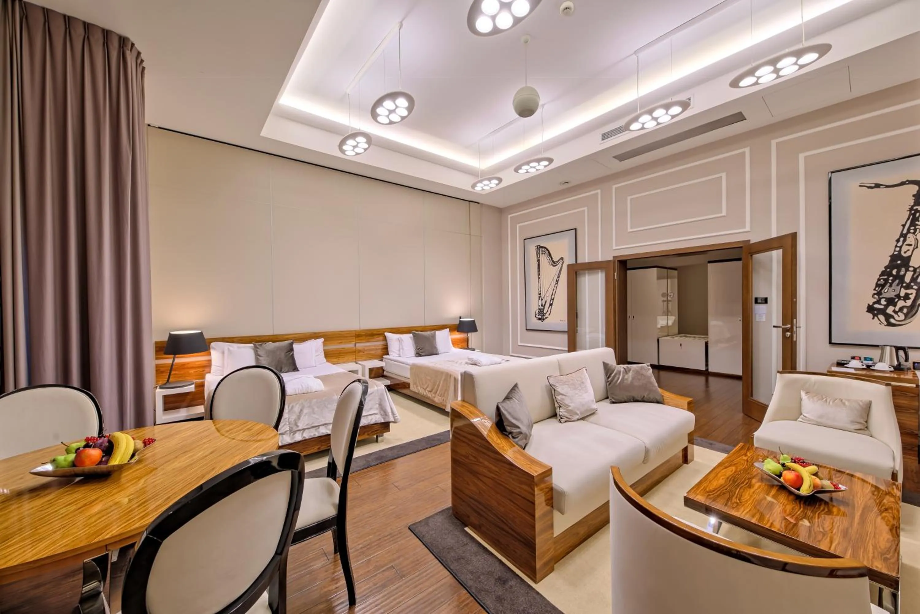 Photo of the whole room in Mercure Bydgoszcz Sepia