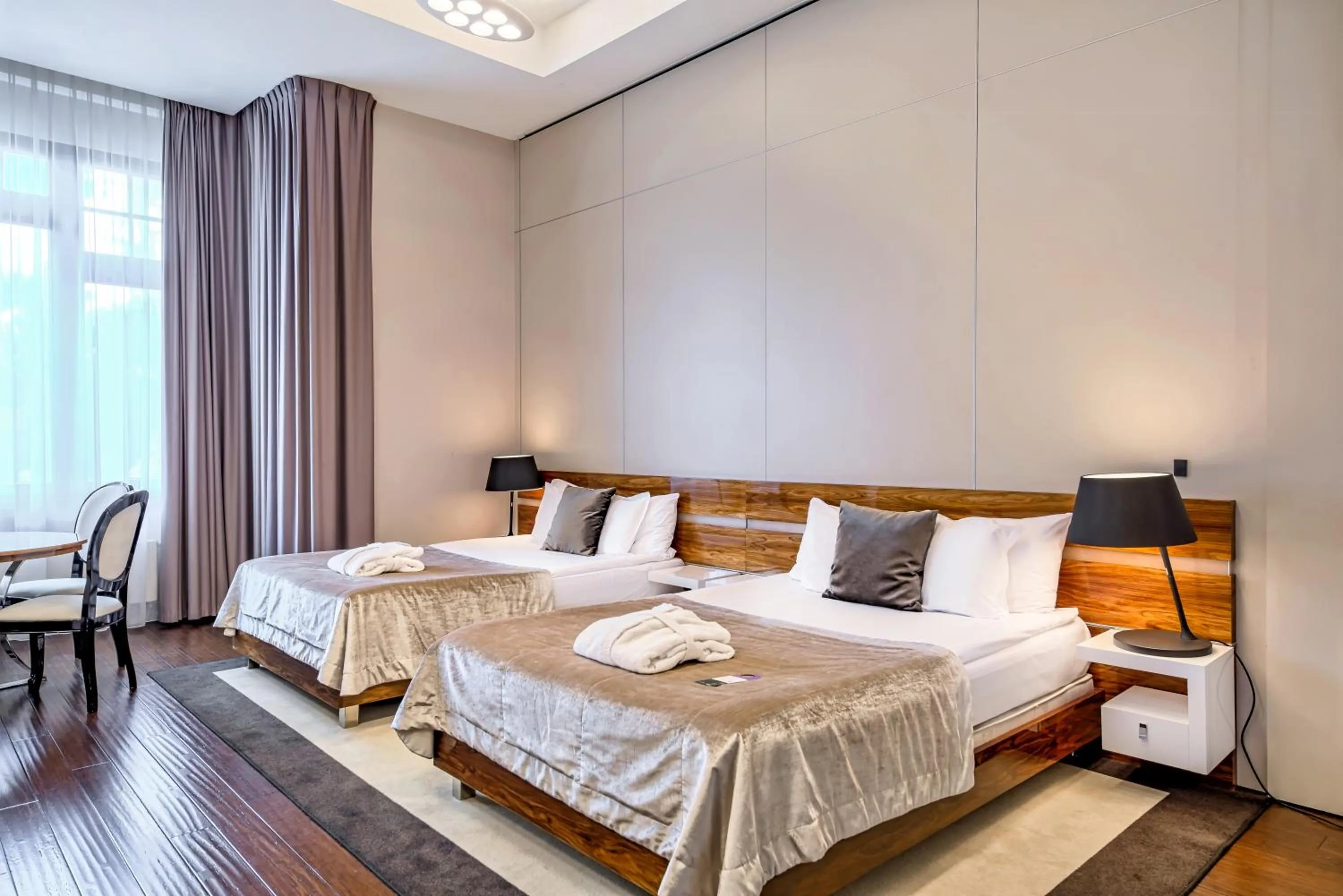 Photo of the whole room, Bed in Mercure Bydgoszcz Sepia