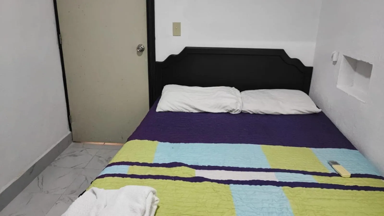 Bed in Hotel Estrella