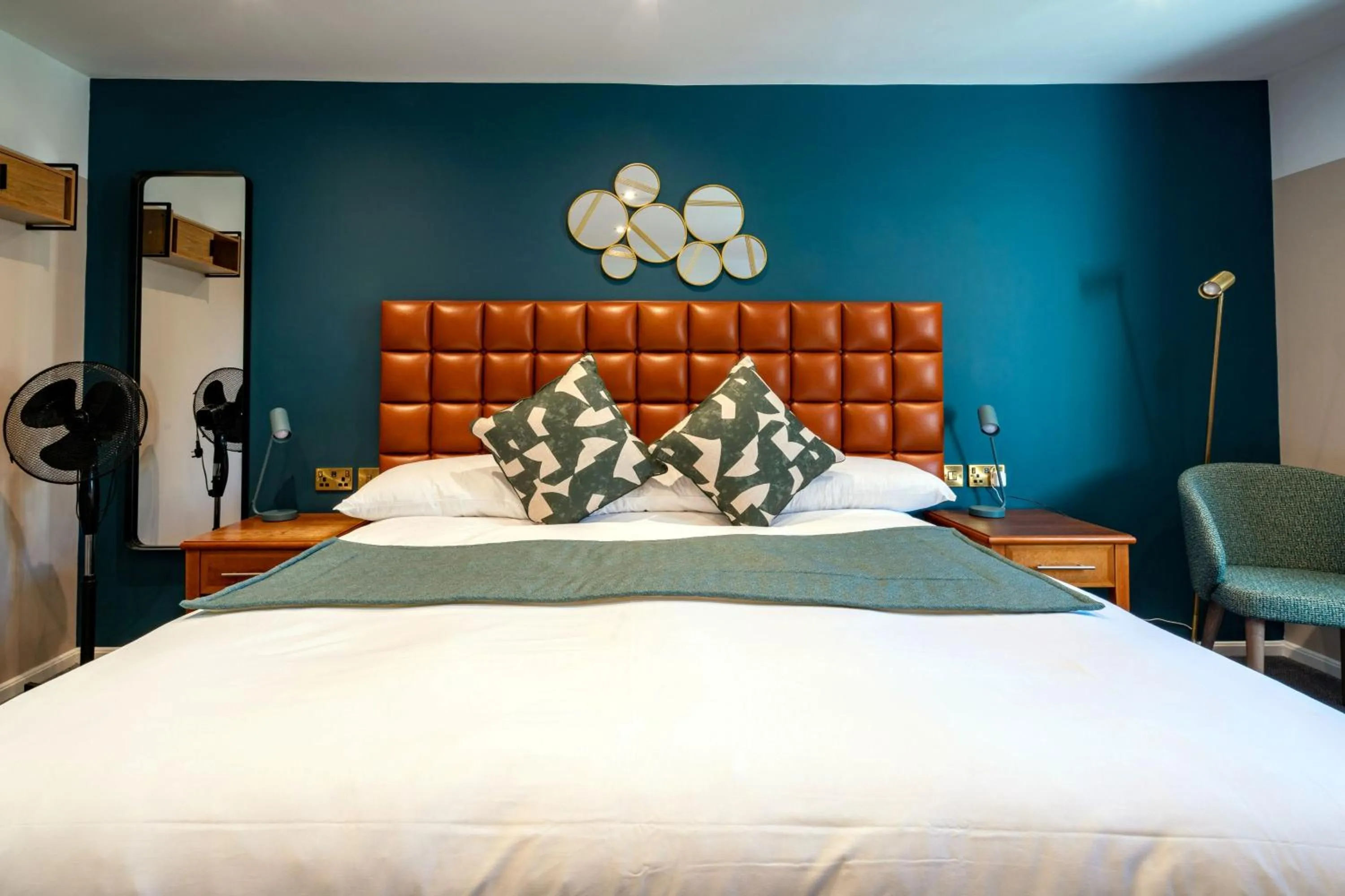 Bedroom, Bed in The Conningbrook Hotel