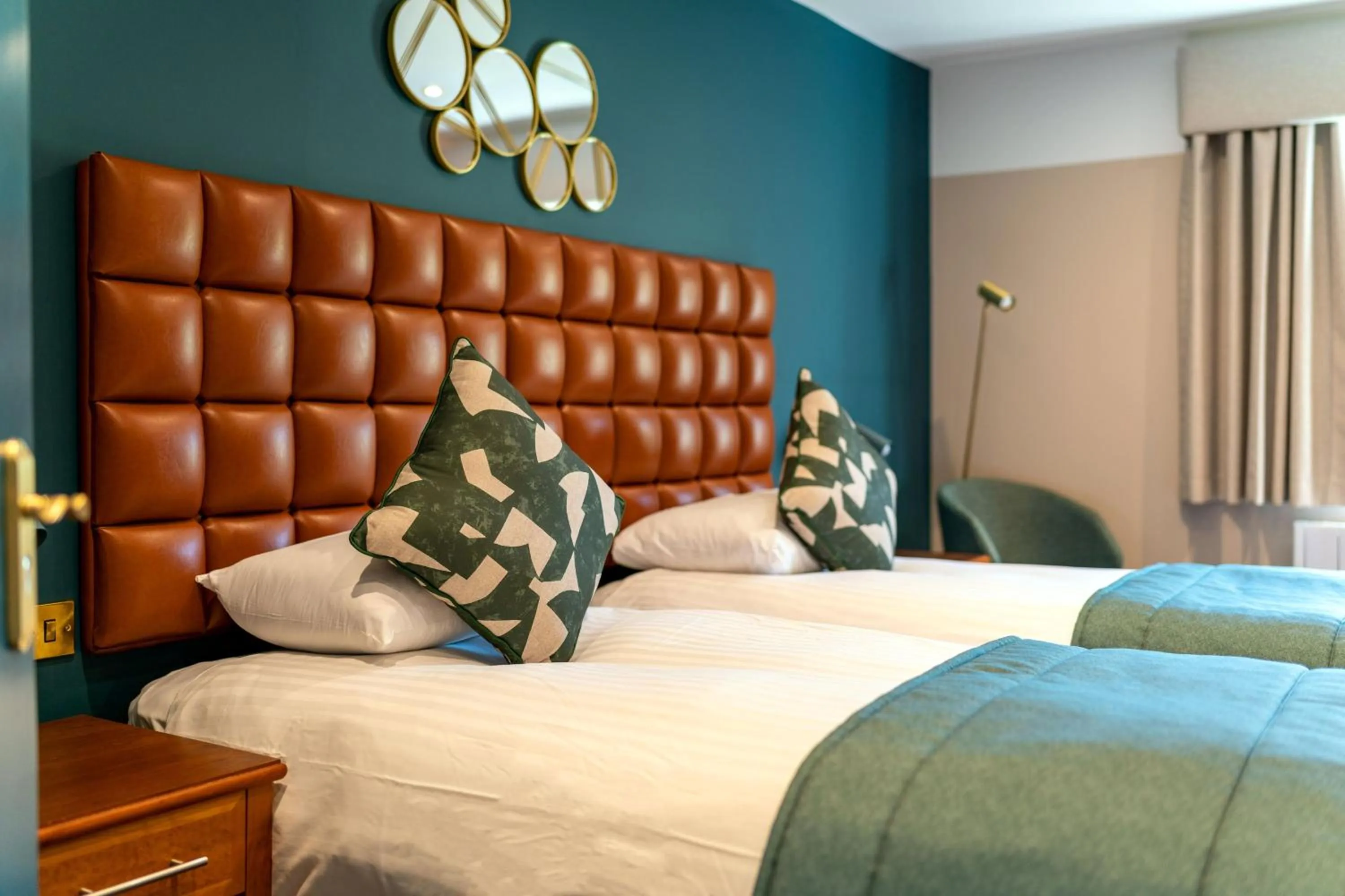 Bedroom, Bed in The Conningbrook Hotel